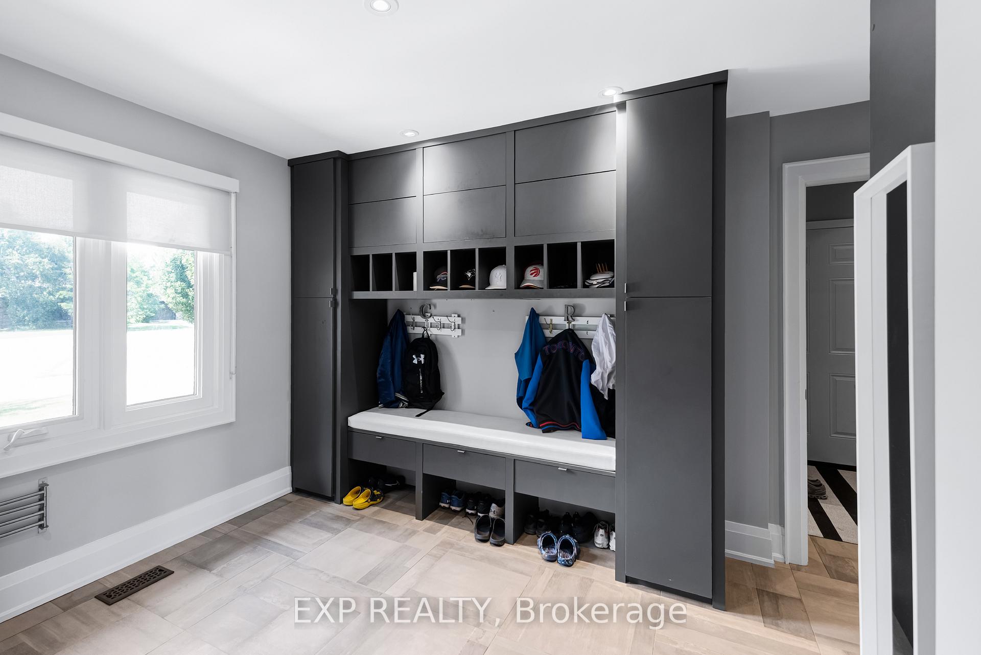 Photo 18 of 17 Chamberlain Court, King, Nobleton — HOMEH