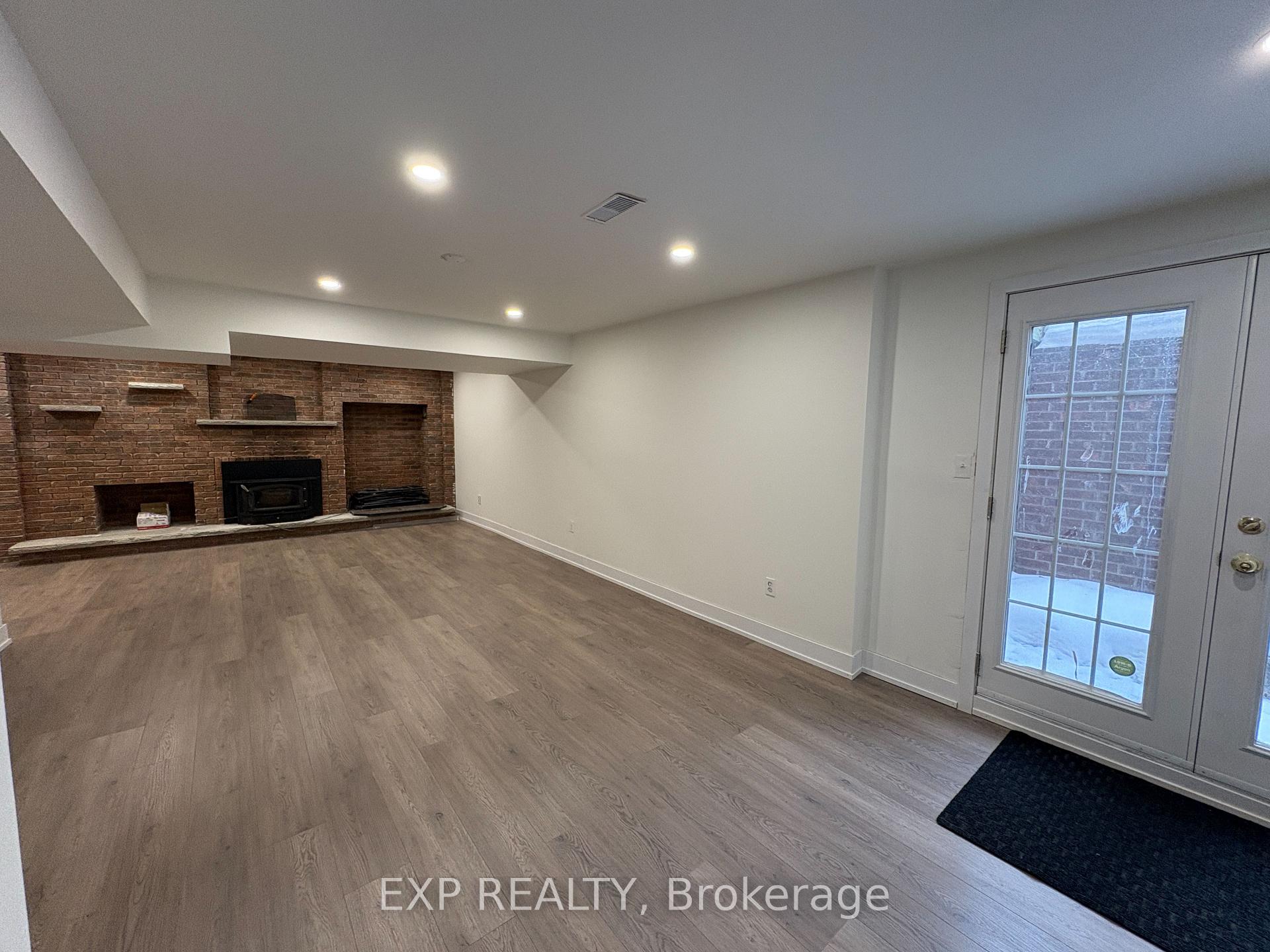 Photo 31 of 17 Chamberlain Court, King, Nobleton — HOMEH