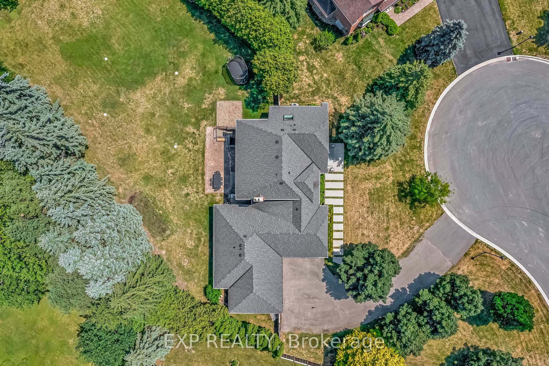 Photo 33 of 17 Chamberlain Court, King, Nobleton — HOMEH