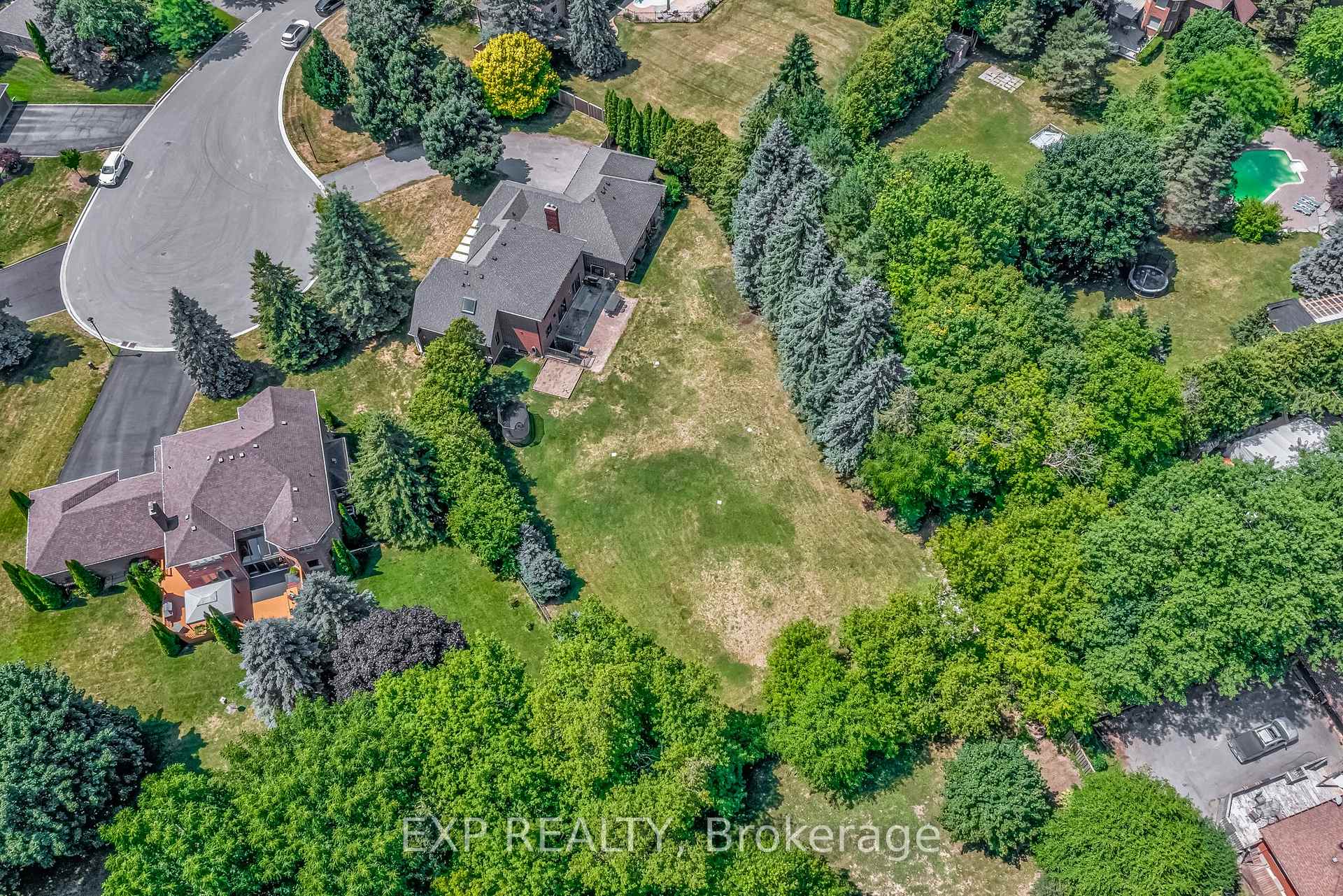 Photo 48 of 17 Chamberlain Court, King, Nobleton — HOMEH