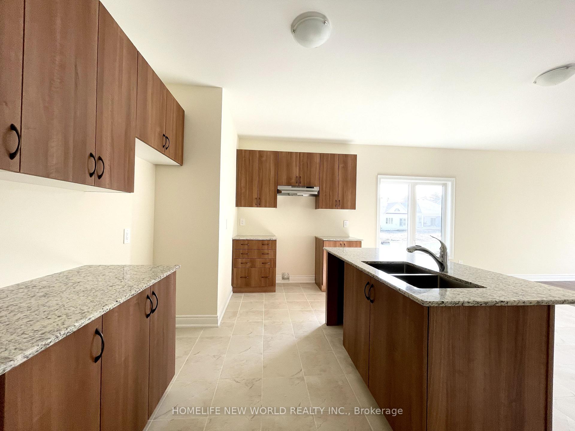 Photo 4 of 15 Schortinghuis Street, Georgina, Sutton & Jackson's Point — HOMEH