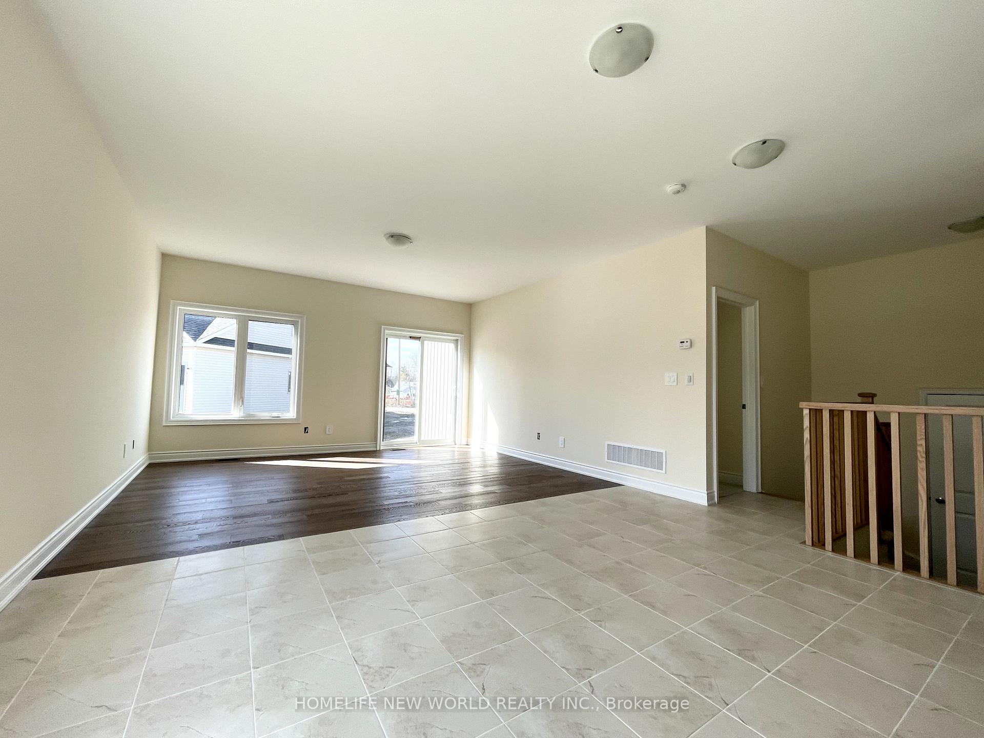 Photo 10 of 15 Schortinghuis Street, Georgina, Sutton & Jackson's Point — HOMEH
