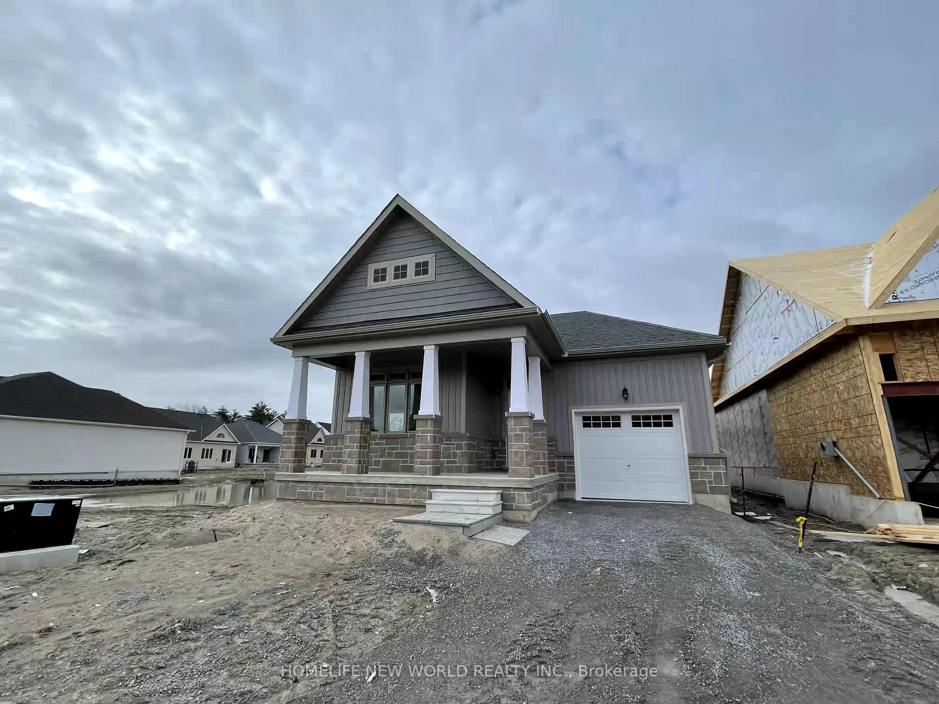 Photo 3 of 15 Schortinghuis Street, Georgina, Sutton & Jackson's Point — HOMEH