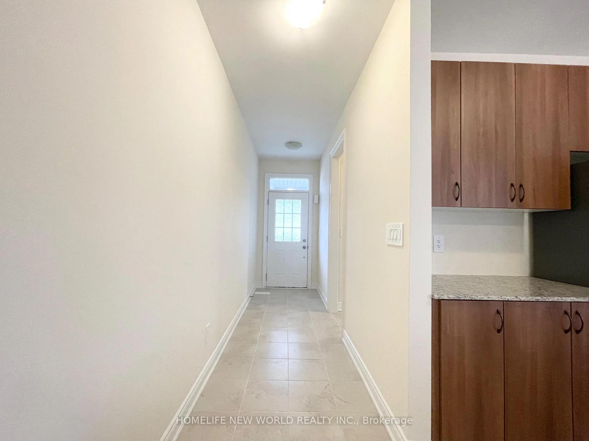 Photo 7 of 15 Schortinghuis Street, Georgina, Sutton & Jackson's Point — HOMEH