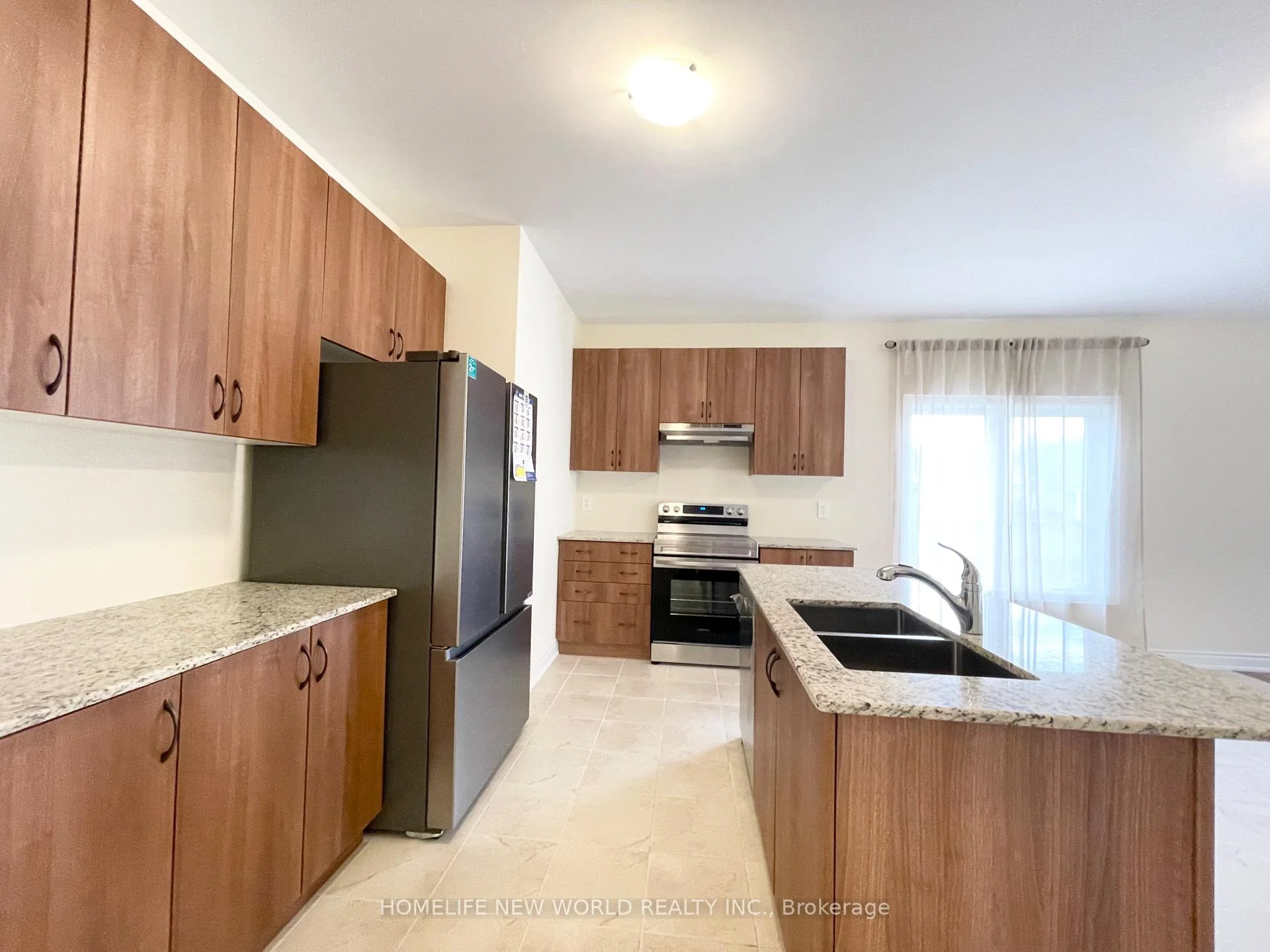 Photo 9 of 15 Schortinghuis Street, Georgina, Sutton & Jackson's Point — HOMEH