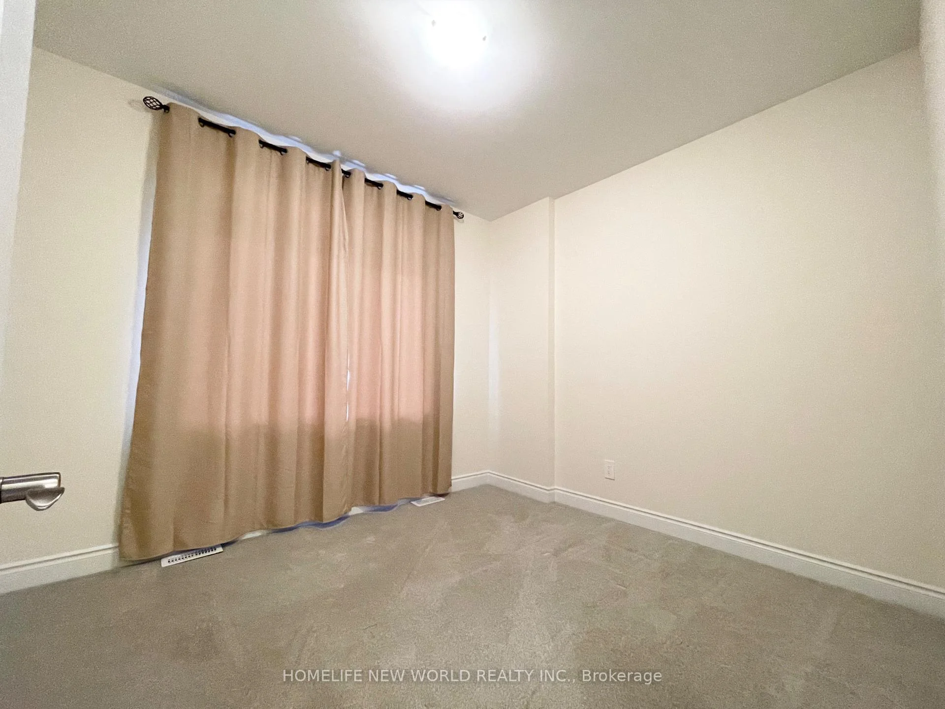 Photo 22 of 15 Schortinghuis Street, Georgina, Sutton & Jackson's Point — HOMEH