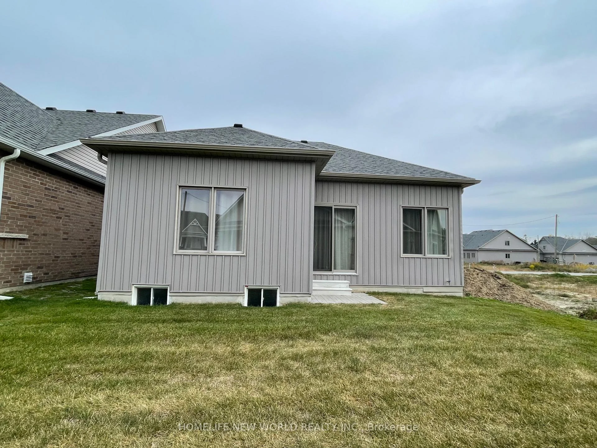 Photo 24 of 15 Schortinghuis Street, Georgina, Sutton & Jackson's Point — HOMEH
