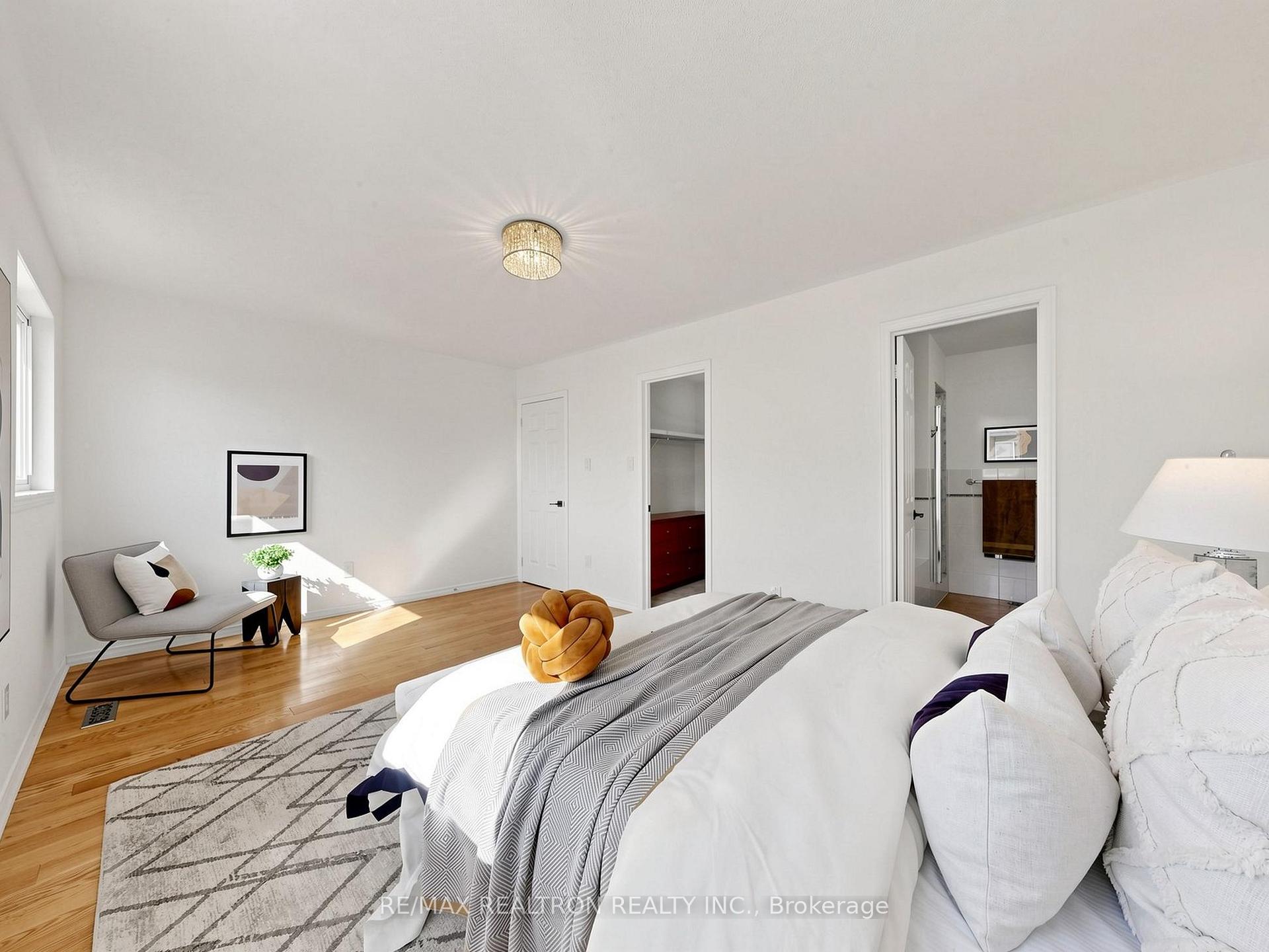 Photo 24 of 157 Nahanni Drive, Richmond Hill, Langstaff — HOMEH