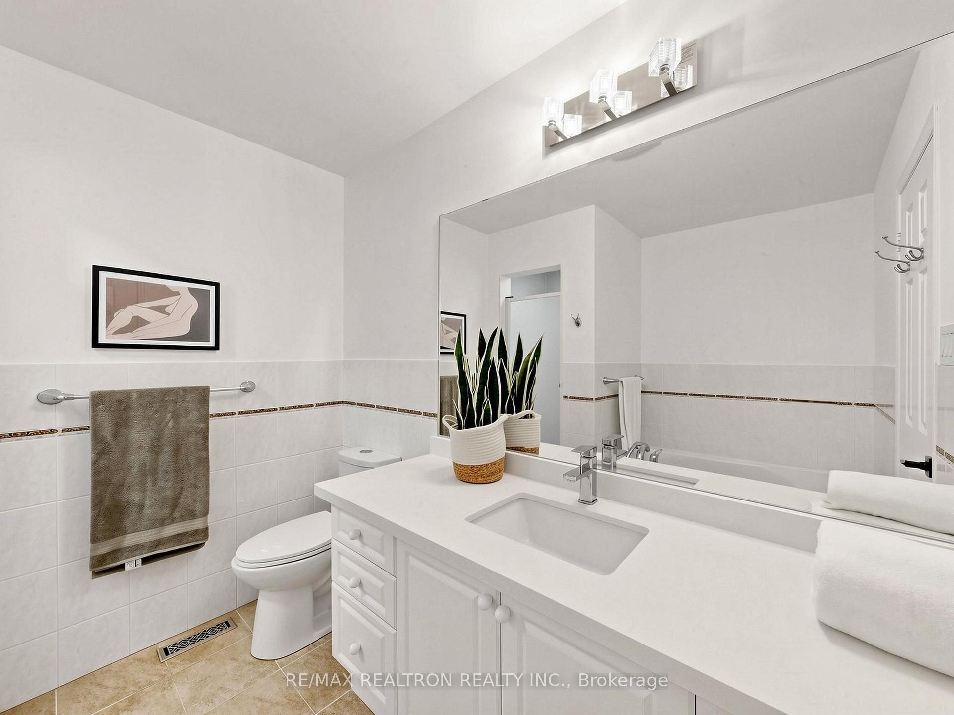 Photo 35 of 157 Nahanni Drive, Richmond Hill, Langstaff — HOMEH