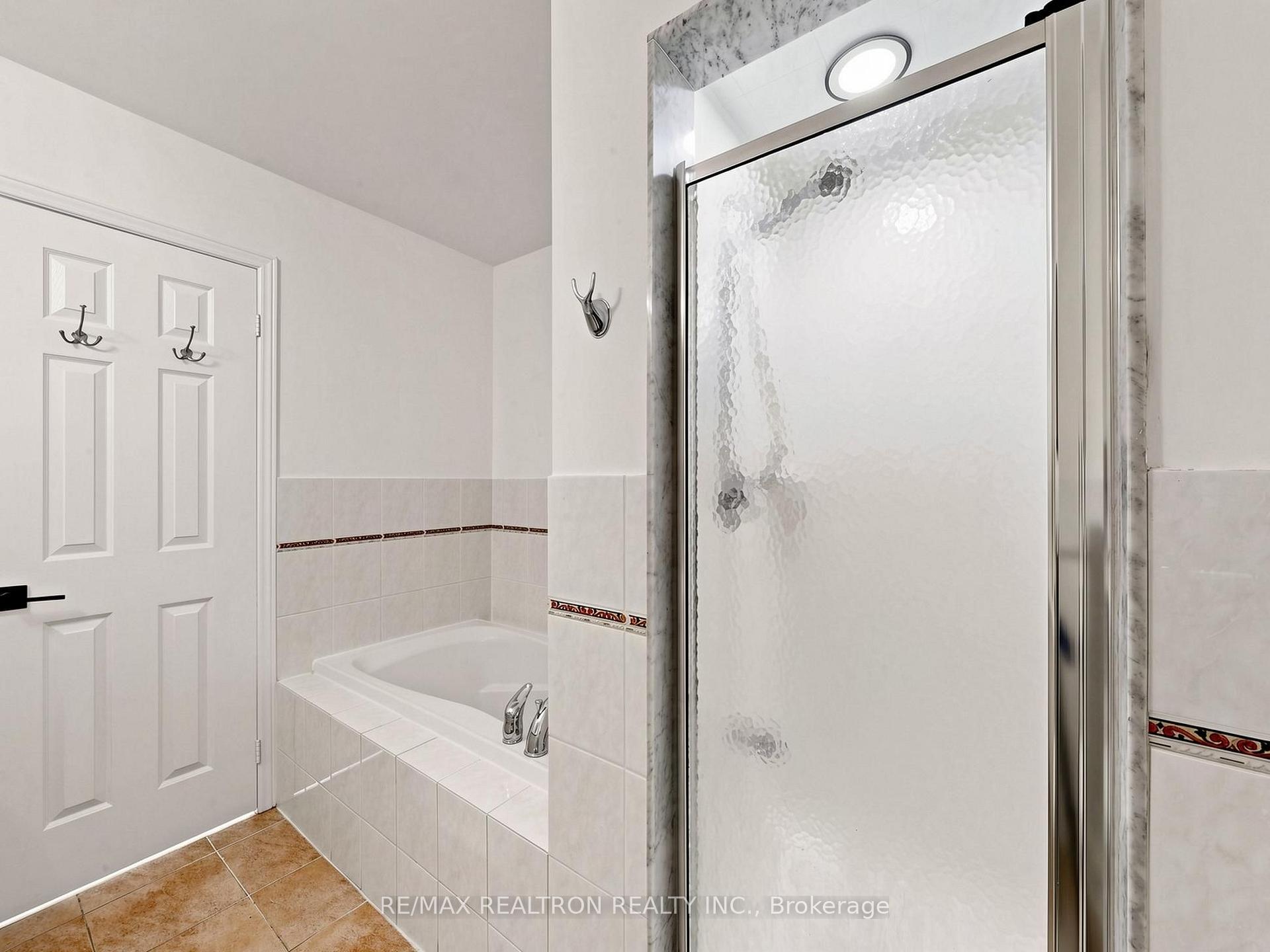 Photo 36 of 157 Nahanni Drive, Richmond Hill, Langstaff — HOMEH