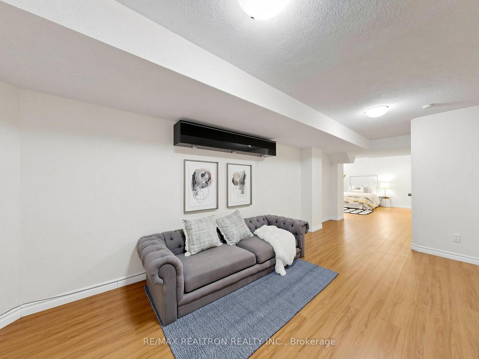 Photo 37 of 157 Nahanni Drive, Richmond Hill, Langstaff — HOMEH