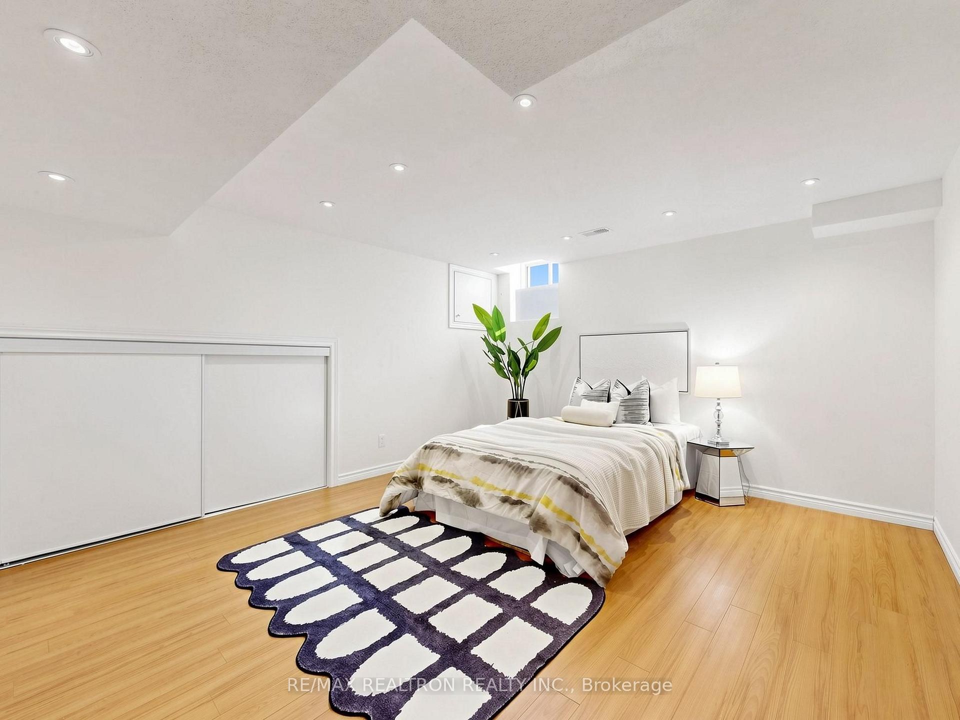 Photo 41 of 157 Nahanni Drive, Richmond Hill, Langstaff — HOMEH