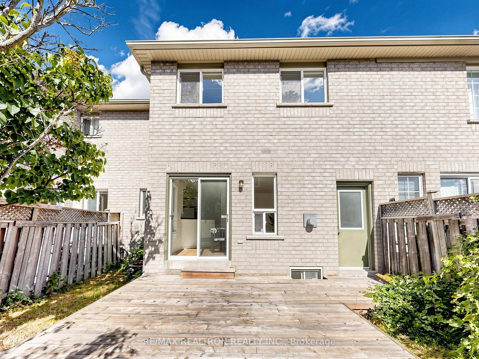 Photo 47 of 157 Nahanni Drive, Richmond Hill, Langstaff — HOMEH
