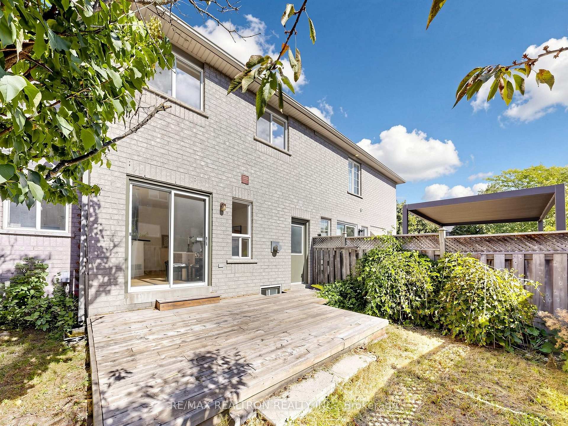 Photo 48 of 157 Nahanni Drive, Richmond Hill, Langstaff — HOMEH