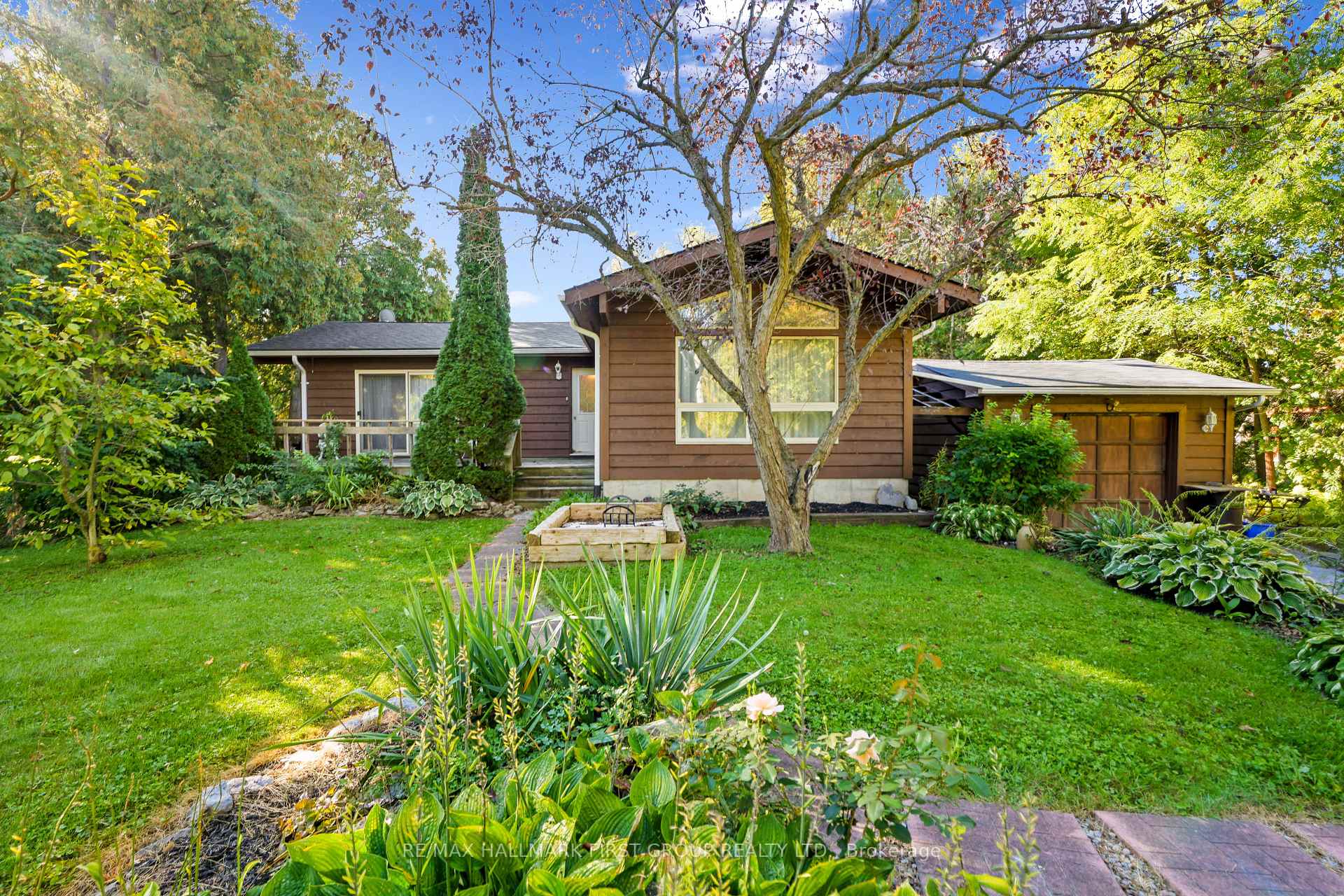Front of 6099 Rice Lake Scenic Drive