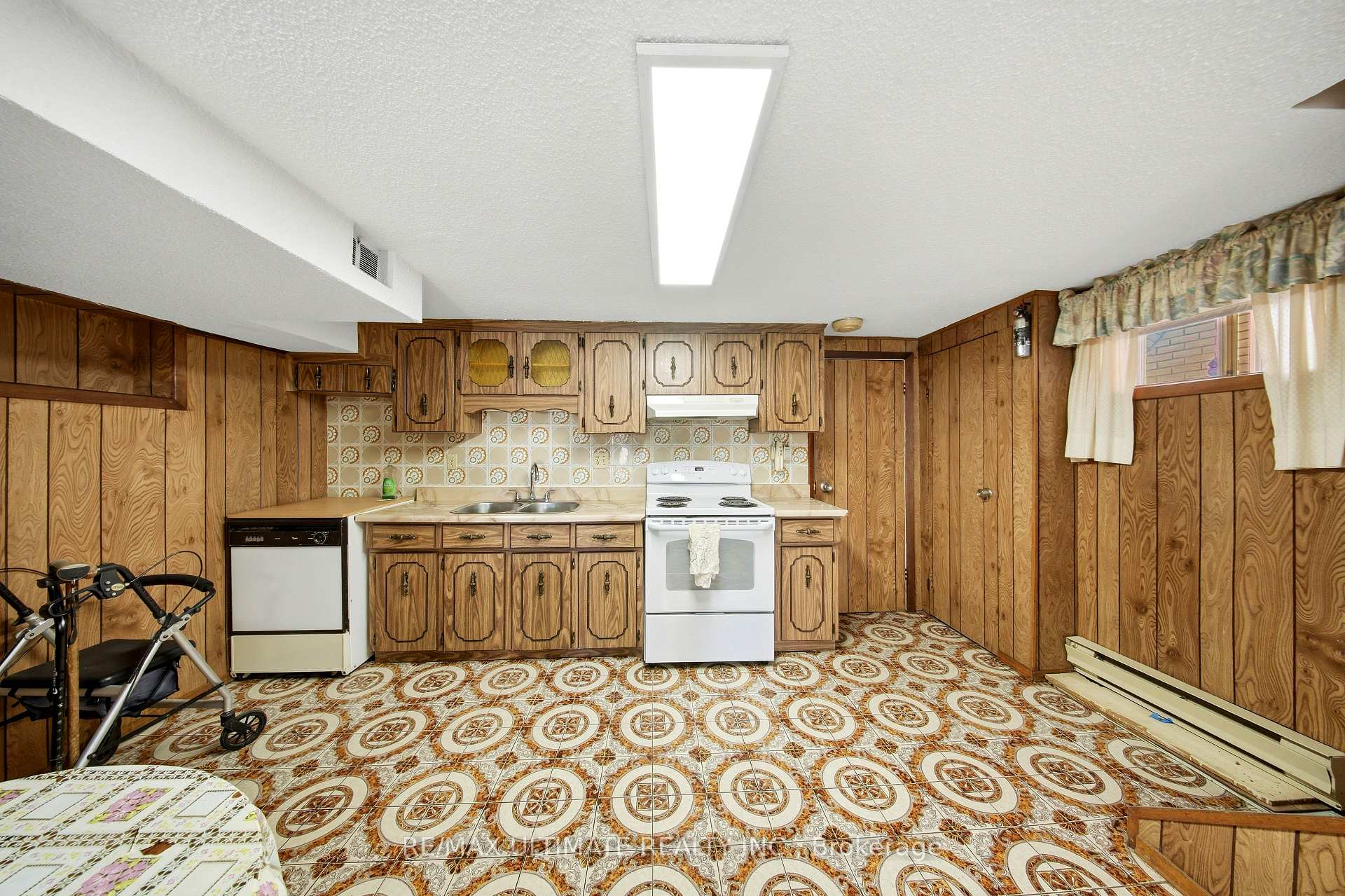 Photo 25 of 500 Northcliffe Boulevard, Toronto, Oakwood Village — HOMEH