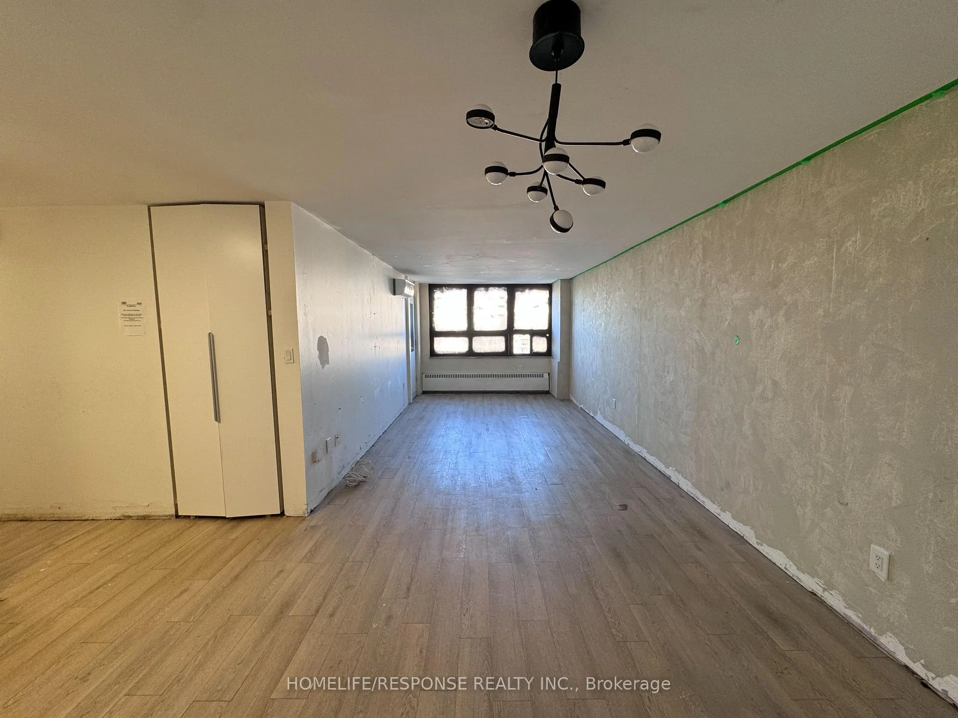 Photo 6 of Unit 1903, 390 Dixon Road, Etobicoke, Kingsview Village-The Westway — HOMEH