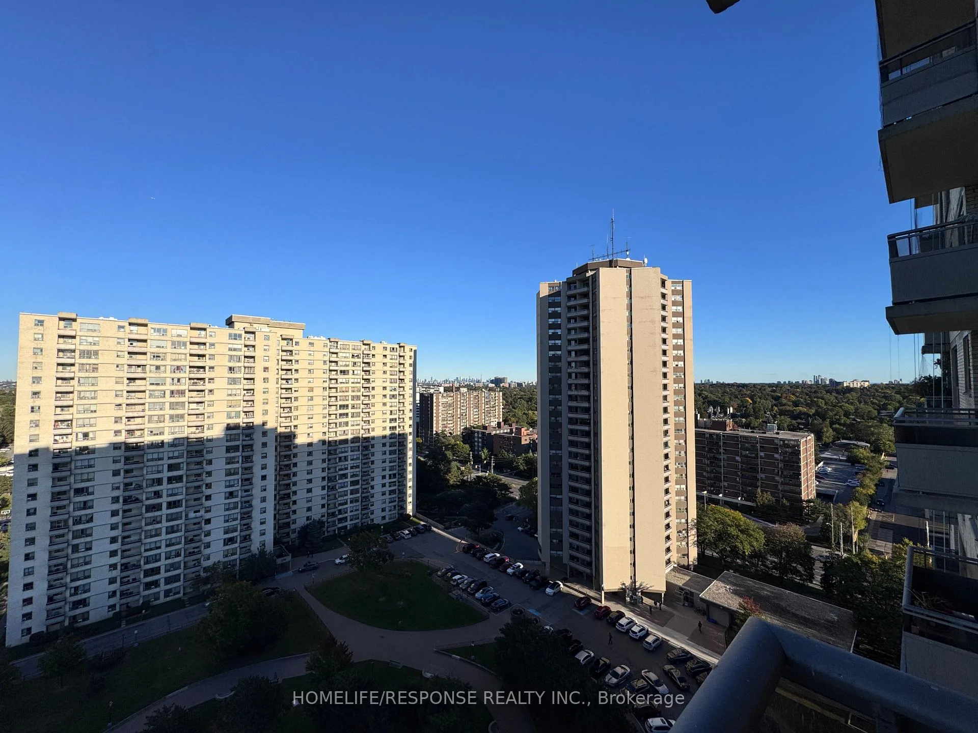 Photo 23 of Unit 1903, 390 Dixon Road, Etobicoke, Kingsview Village-The Westway — HOMEH