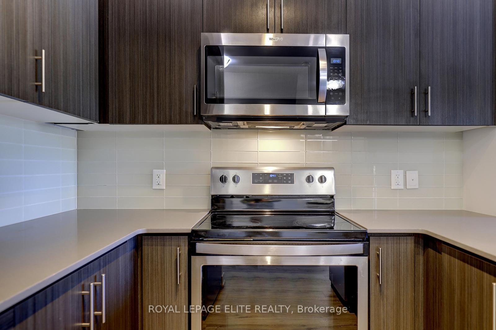 Photo 12 of Unit 303, 340 Plains Road E, Burlington, LaSalle — HOMEH