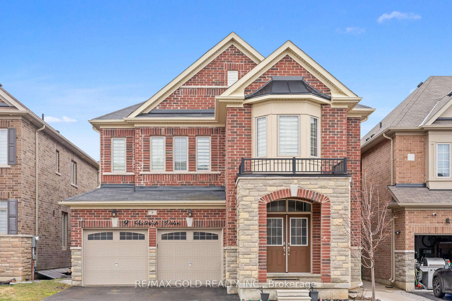 Photo 2 of 9 Goderich Drive, Brampton, Northwest Brampton — HOMEH