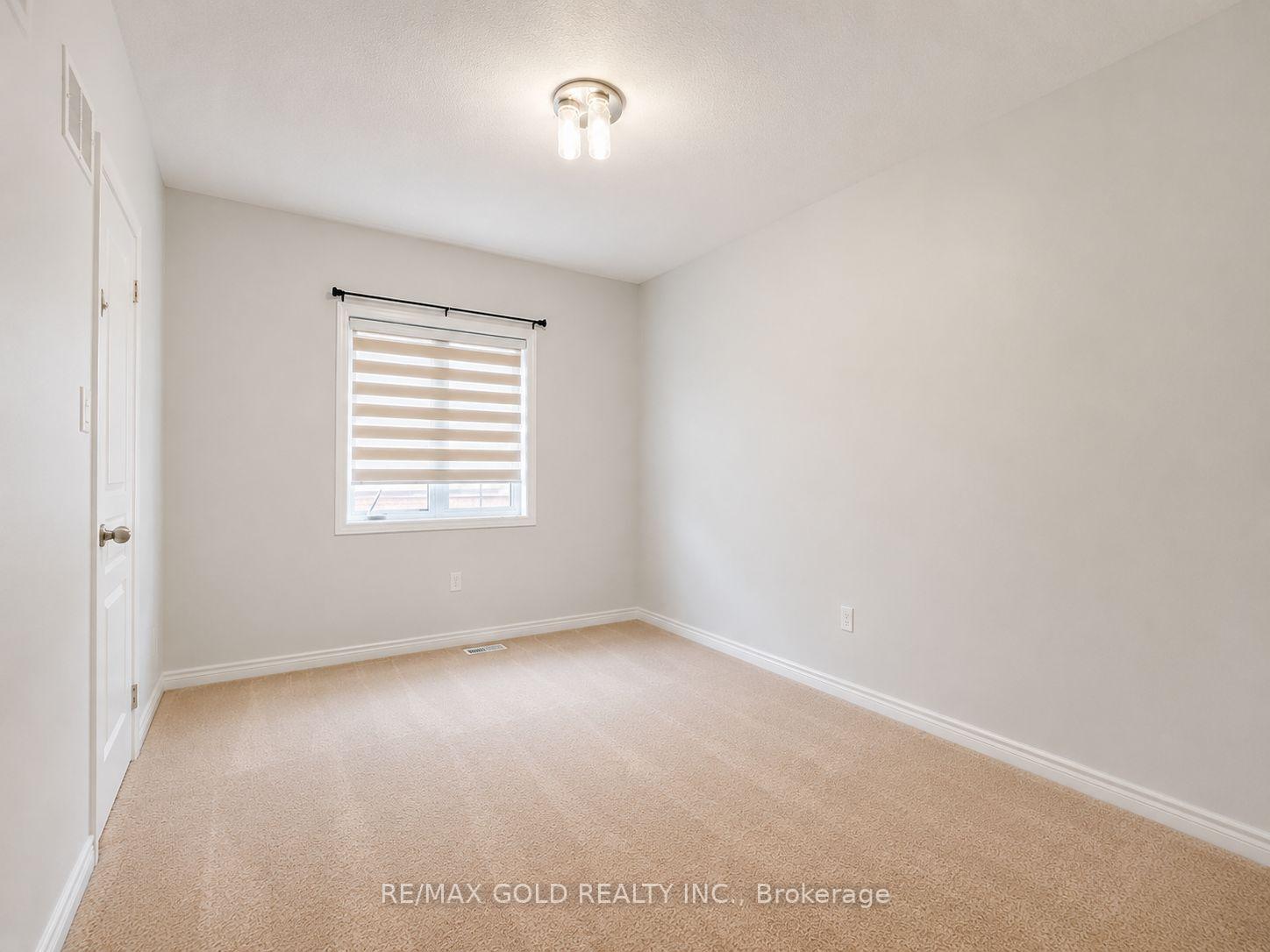 Photo 38 of 9 Goderich Drive, Brampton, Northwest Brampton — HOMEH