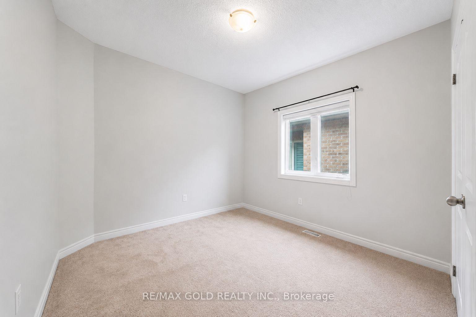 Photo 39 of 9 Goderich Drive, Brampton, Northwest Brampton — HOMEH
