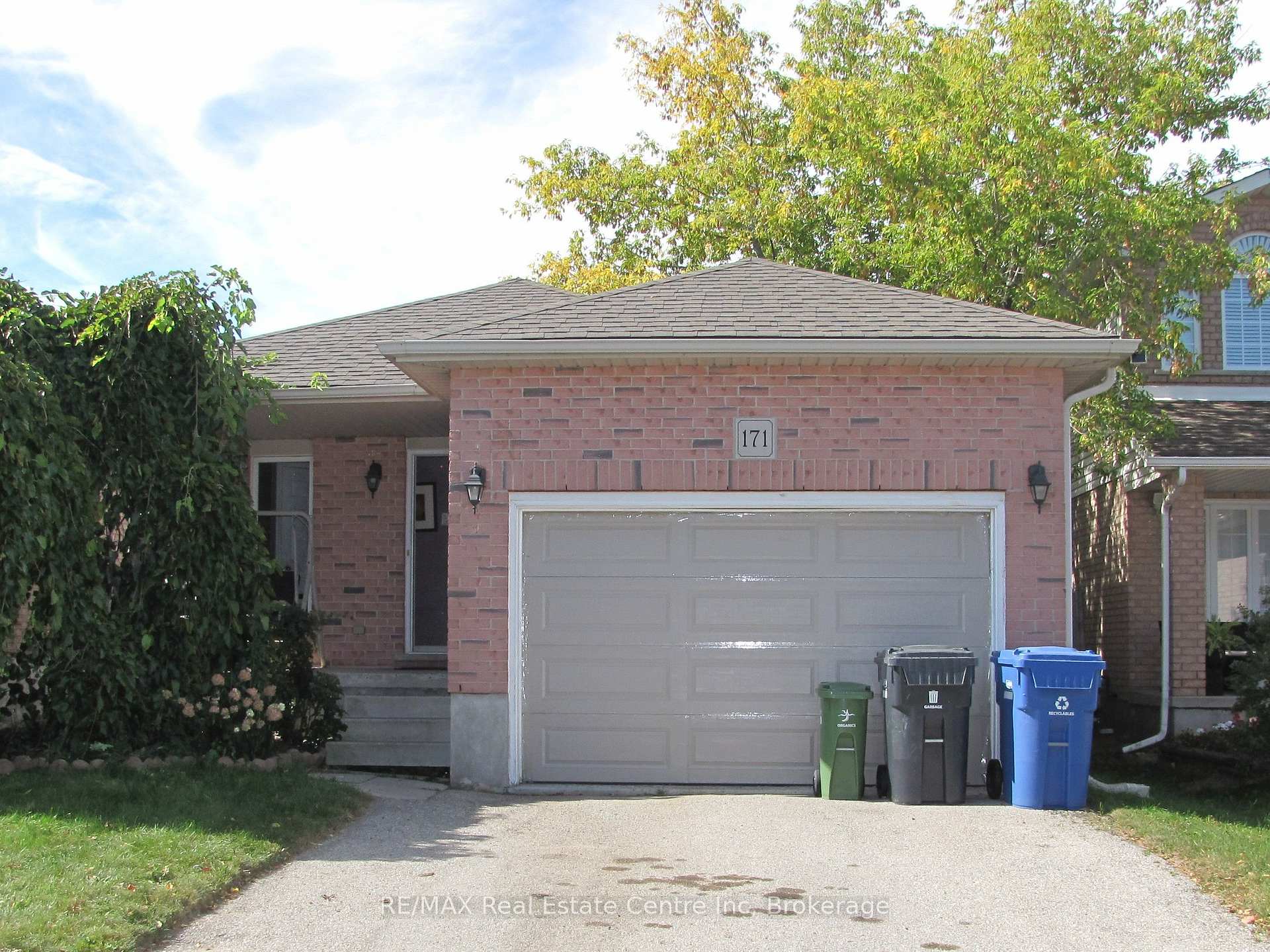 Photo of 171 Deerpath Drive