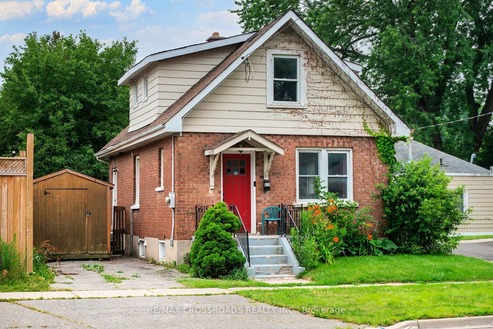 Photo of 313 Olive Avenue