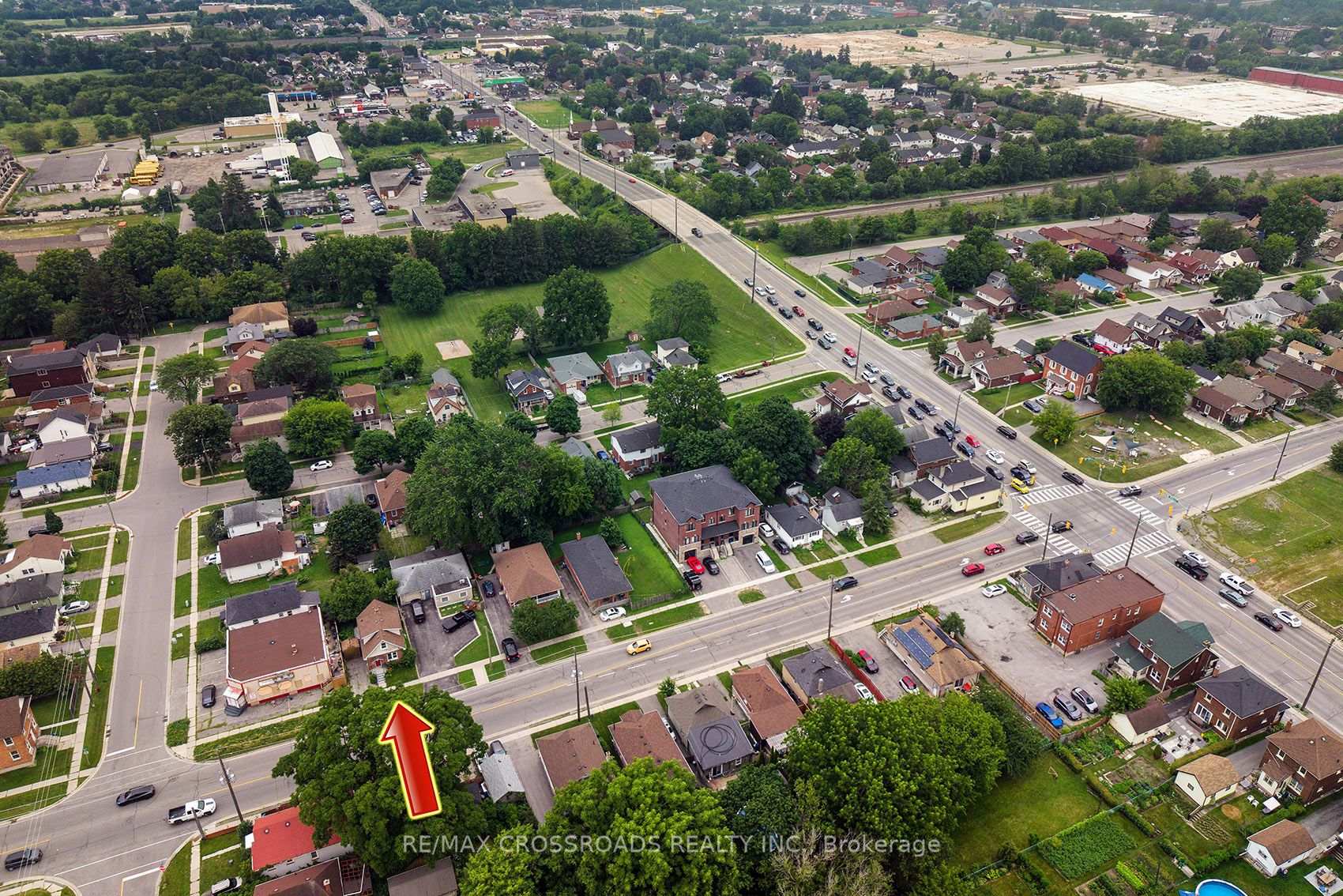 Photo 2 of 313 Olive Avenue, Oshawa, Central — HOMEH