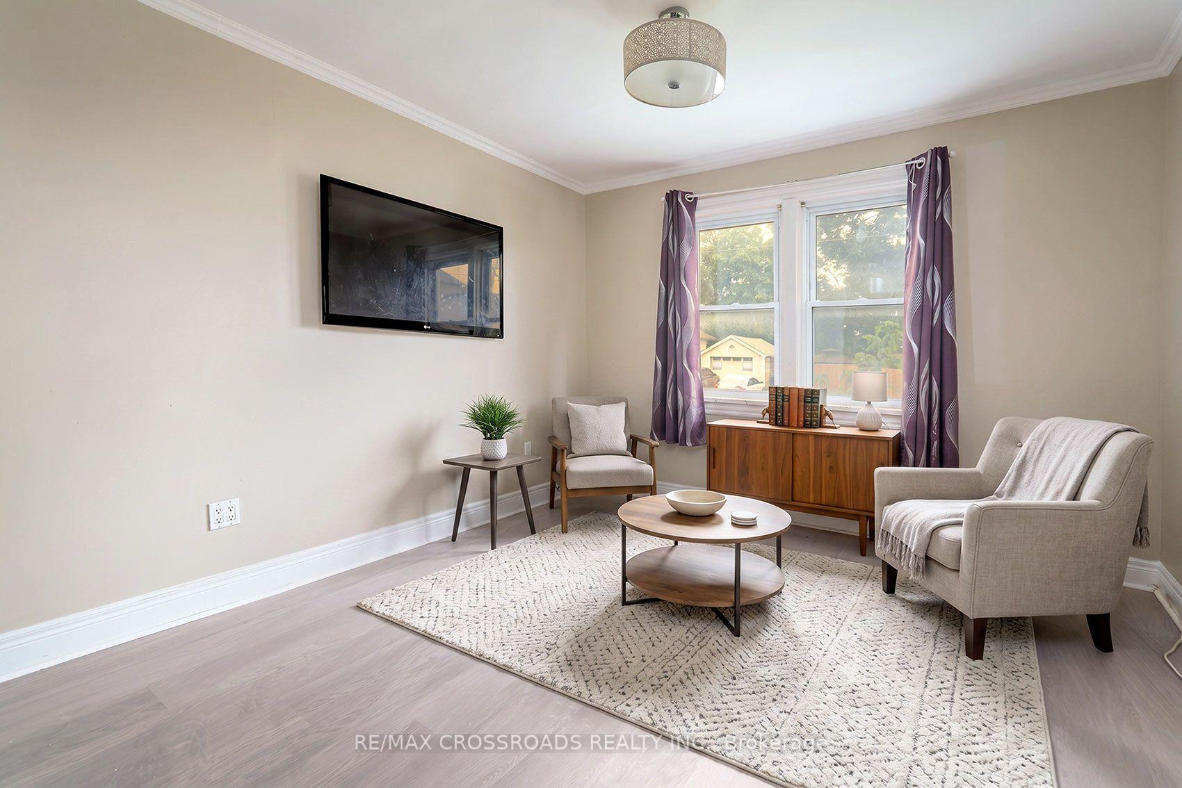 Photo 8 of 313 Olive Avenue, Oshawa, Central — HOMEH