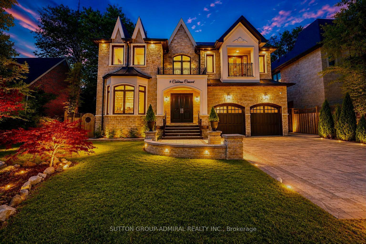 Photo 3 of 9 Calderon Crescent, North York, Newtonbrook West — HOMEH