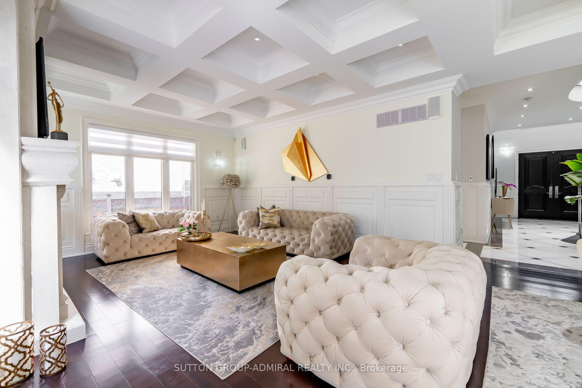 Photo 13 of 9 Calderon Crescent, North York, Newtonbrook West — HOMEH