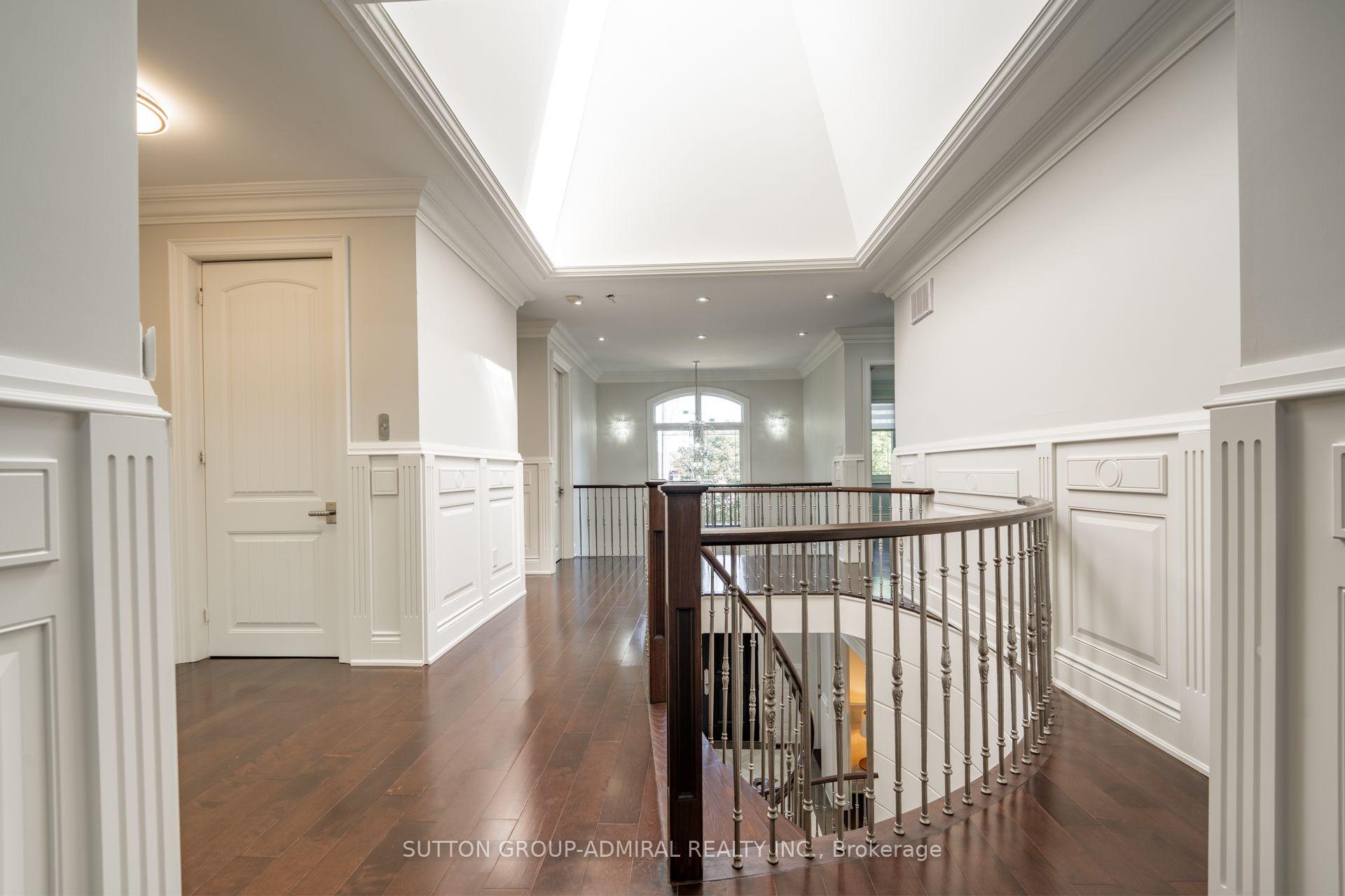 Photo 17 of 9 Calderon Crescent, North York, Newtonbrook West — HOMEH