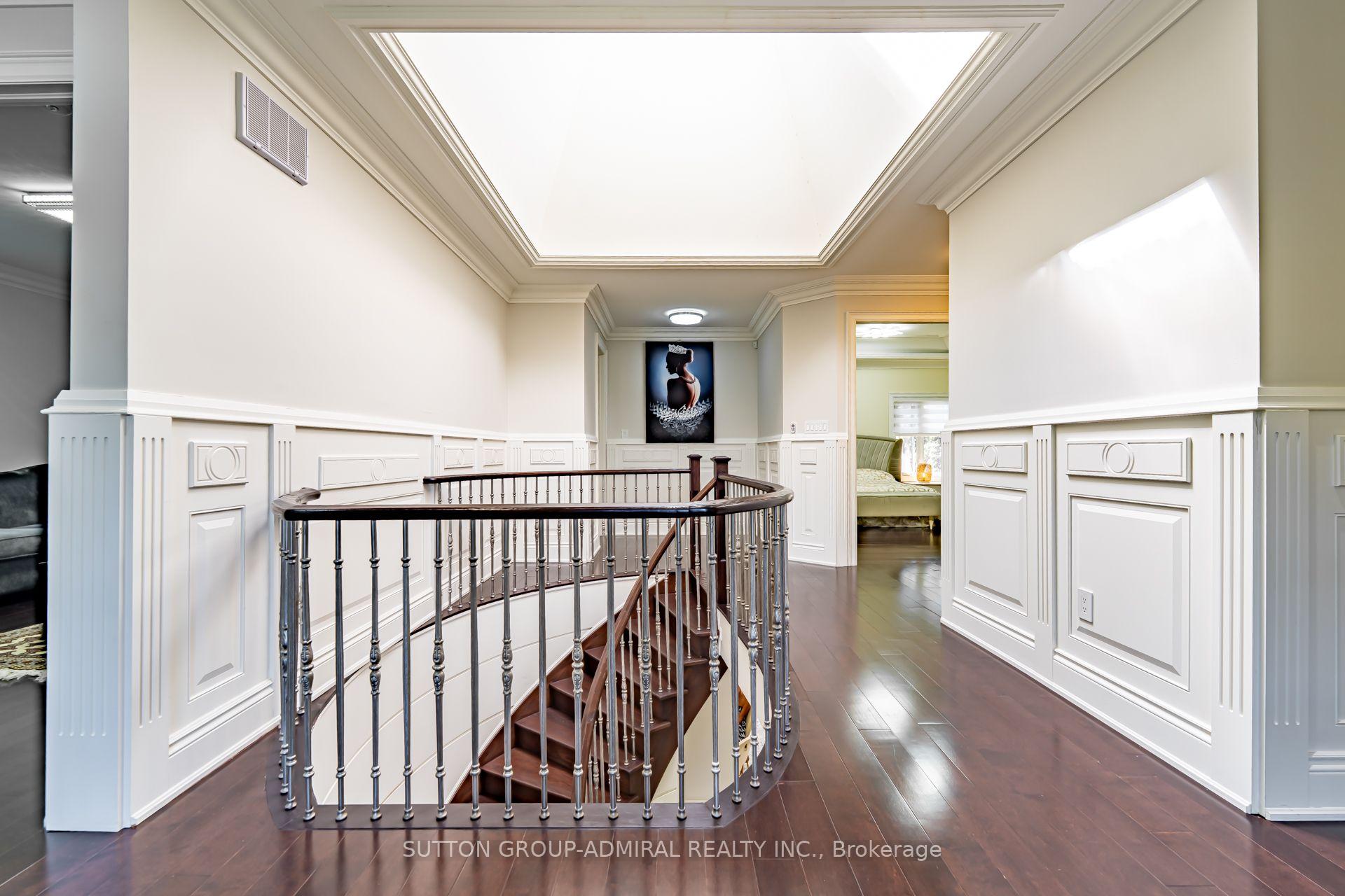 Photo 18 of 9 Calderon Crescent, North York, Newtonbrook West — HOMEH