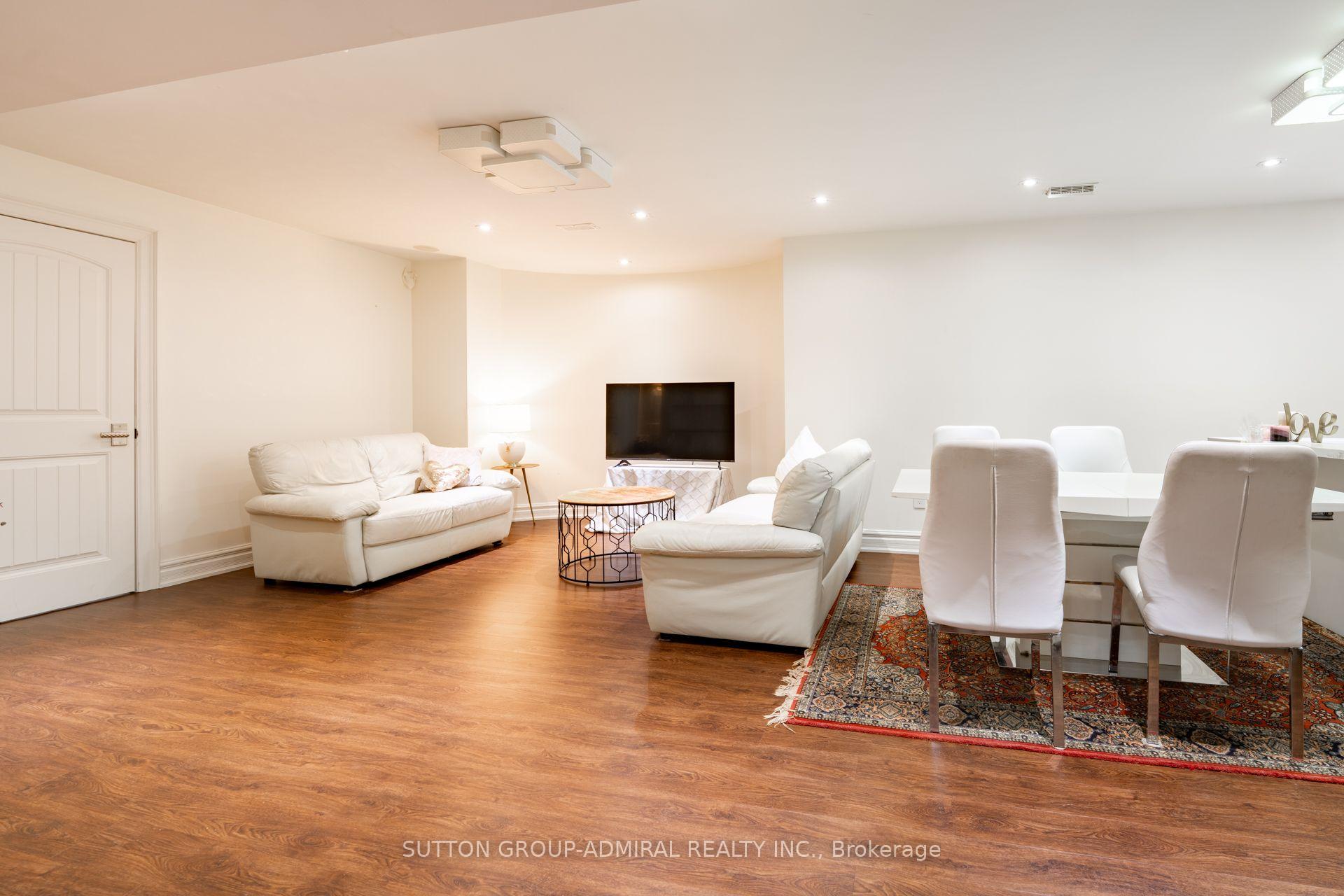 Photo 26 of 9 Calderon Crescent, North York, Newtonbrook West — HOMEH