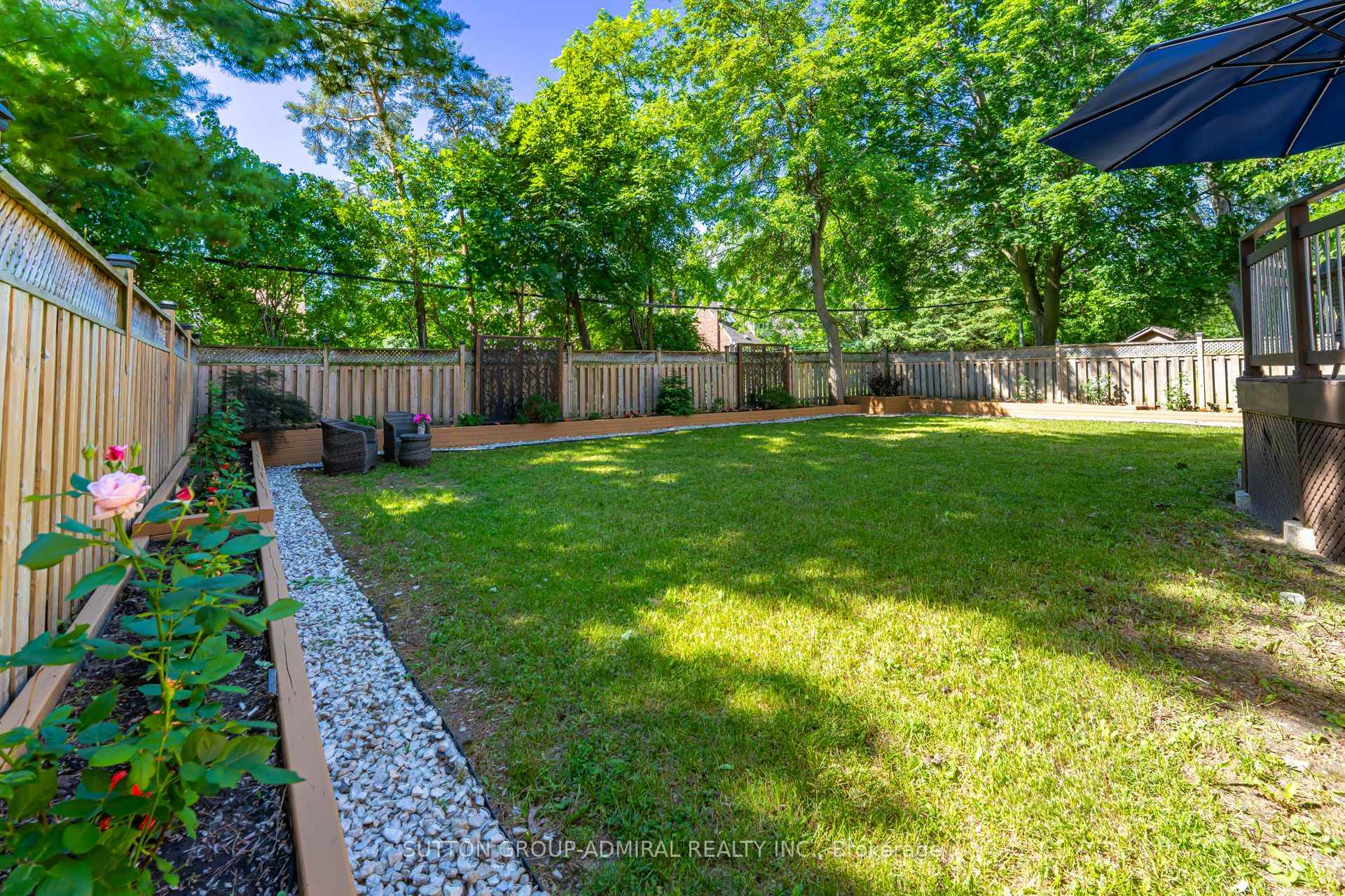 Photo 29 of 9 Calderon Crescent, North York, Newtonbrook West — HOMEH