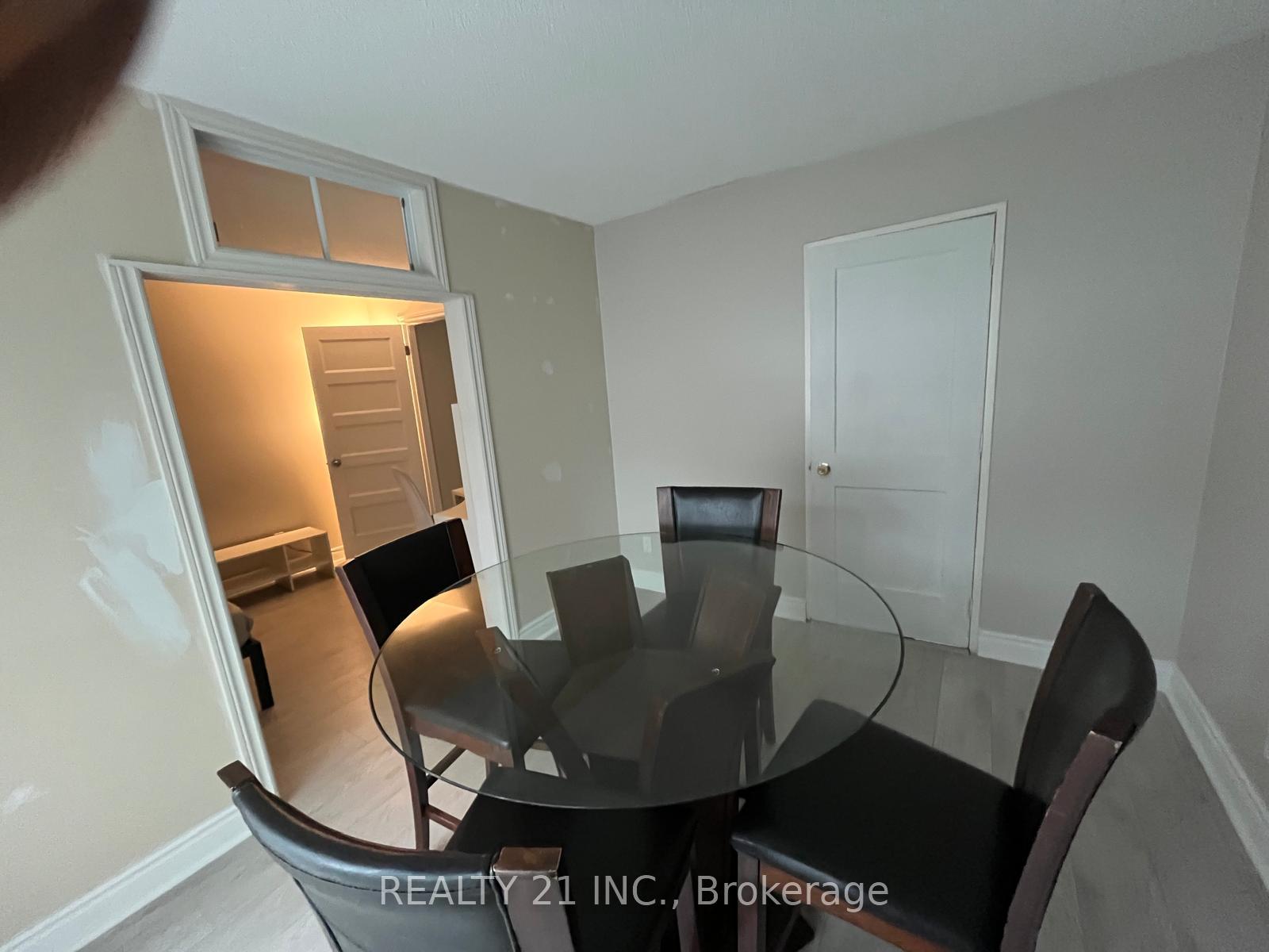 Photo 6 of Unit 2, 405 Keats Way, Waterloo, Beechwood West — HOMEH
