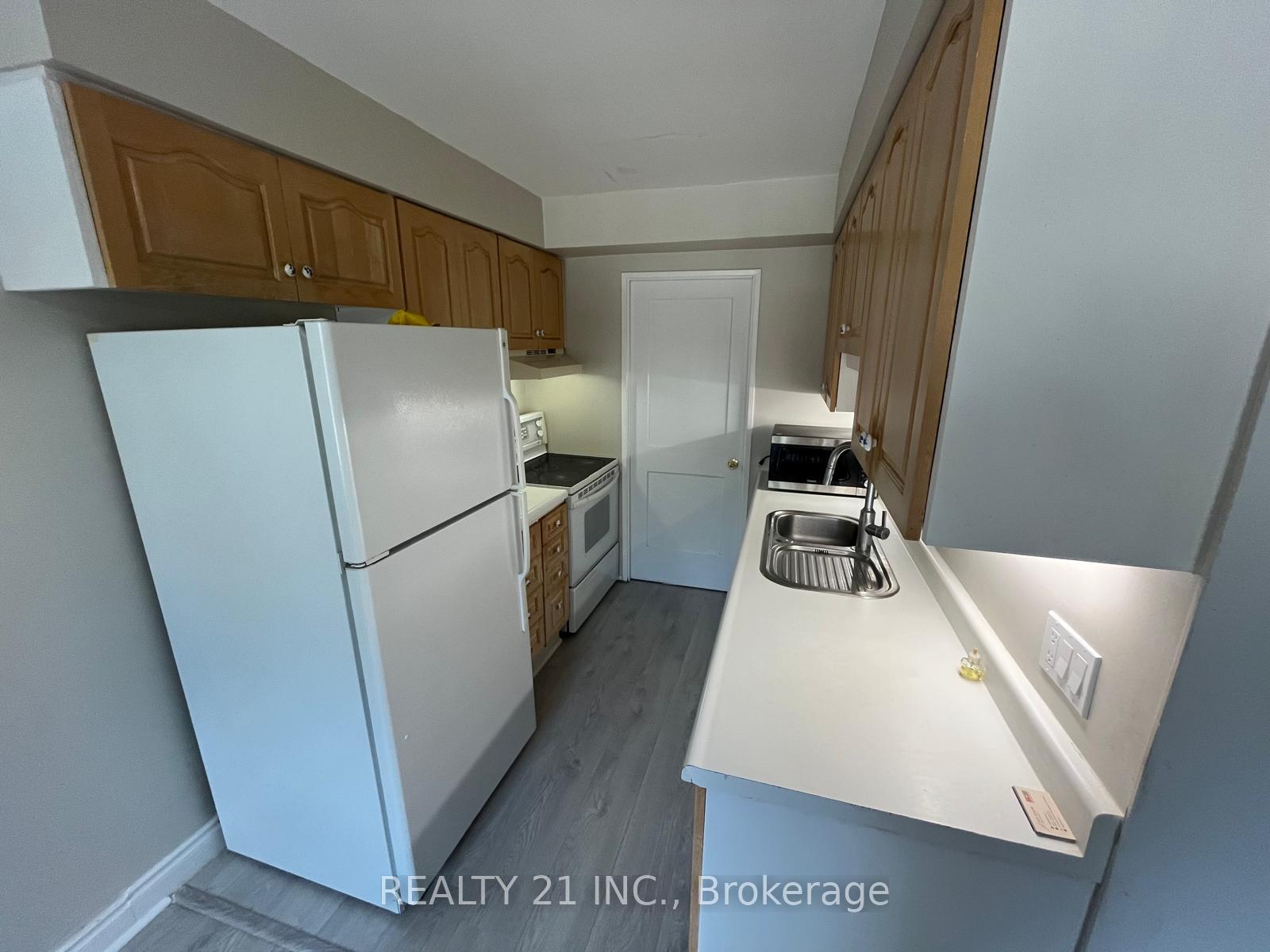 Photo 7 of Unit 2, 405 Keats Way, Waterloo, Beechwood West — HOMEH
