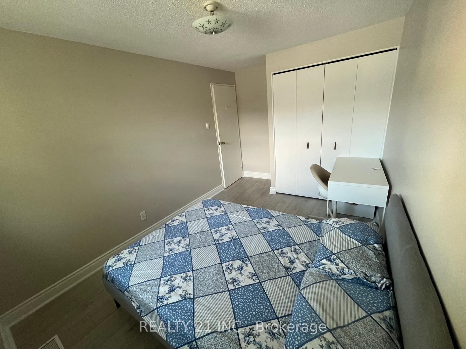 Photo 11 of Unit 2, 405 Keats Way, Waterloo, Beechwood West — HOMEH