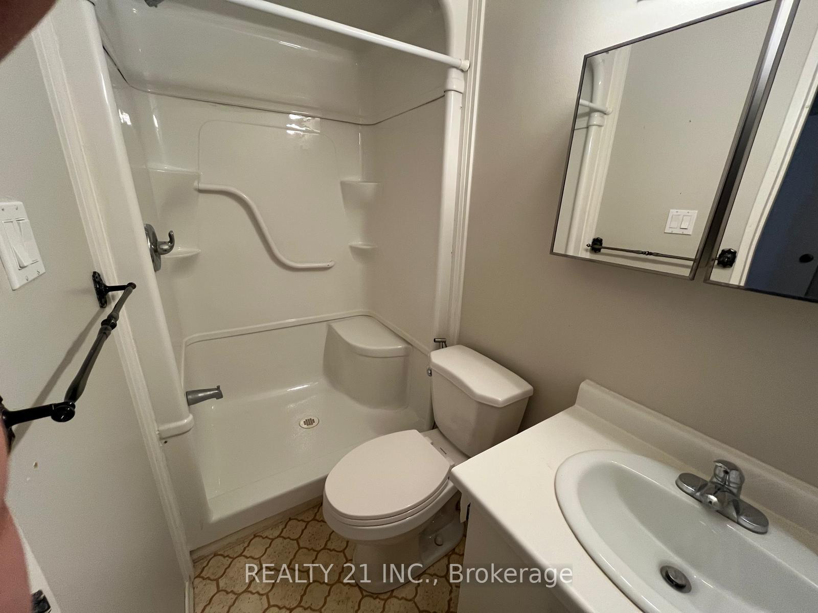 Photo 13 of Unit 2, 405 Keats Way, Waterloo, Beechwood West — HOMEH