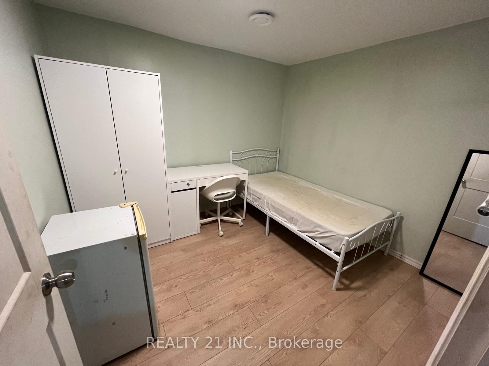 Photo 19 of Unit 2, 405 Keats Way, Waterloo, Beechwood West — HOMEH