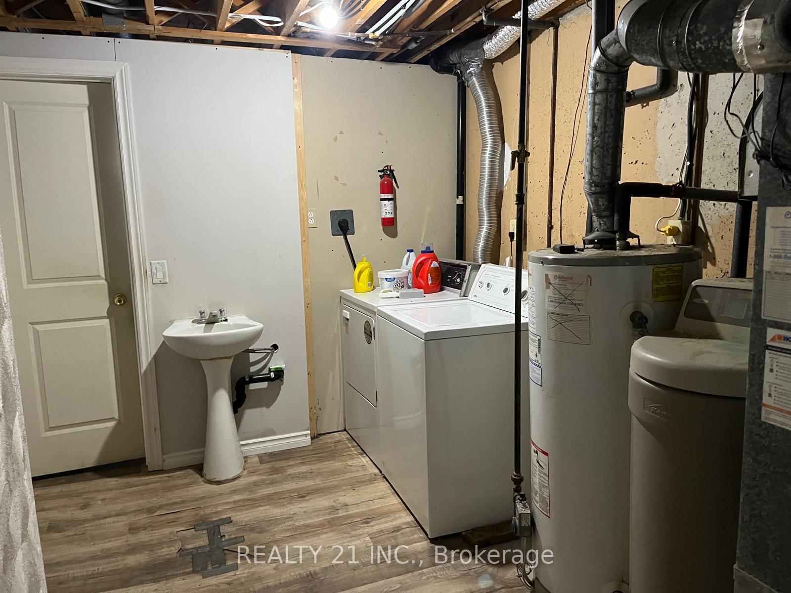 Photo 24 of Unit 2, 405 Keats Way, Waterloo, Beechwood West — HOMEH