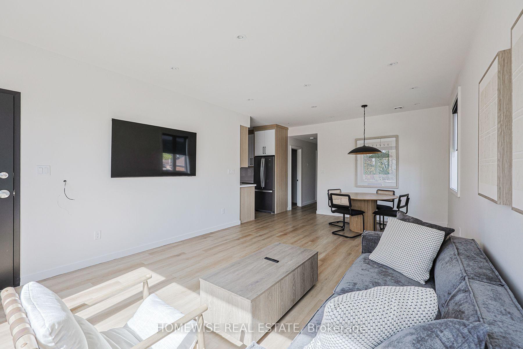 Photo 5 of Unit 3, 159 Locksley Avenue, North York, Briar Hill-Belgravia — HOMEH