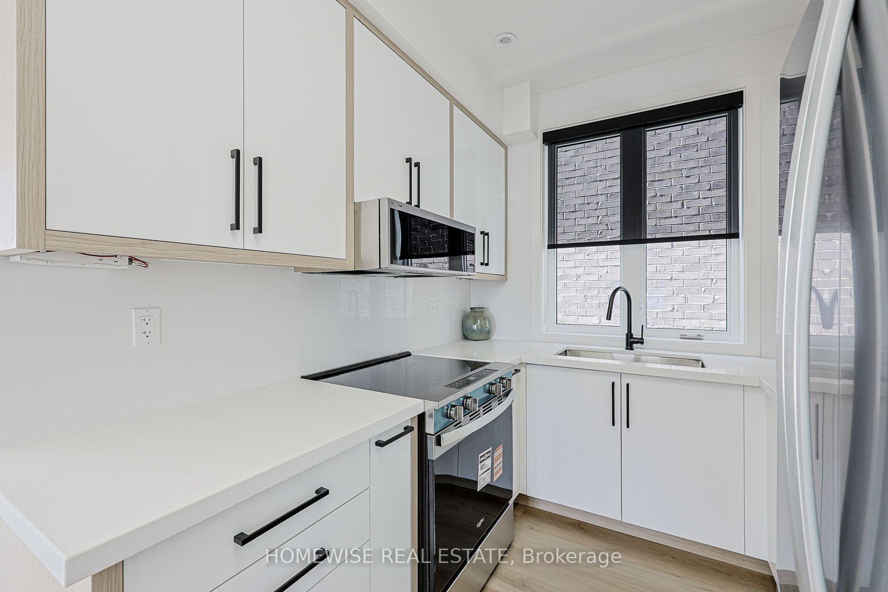 Photo 15 of Unit 3, 159 Locksley Avenue, North York, Briar Hill-Belgravia — HOMEH