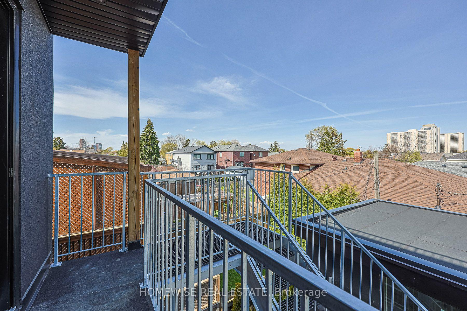 Photo 37 of Unit 3, 159 Locksley Avenue, North York, Briar Hill-Belgravia — HOMEH