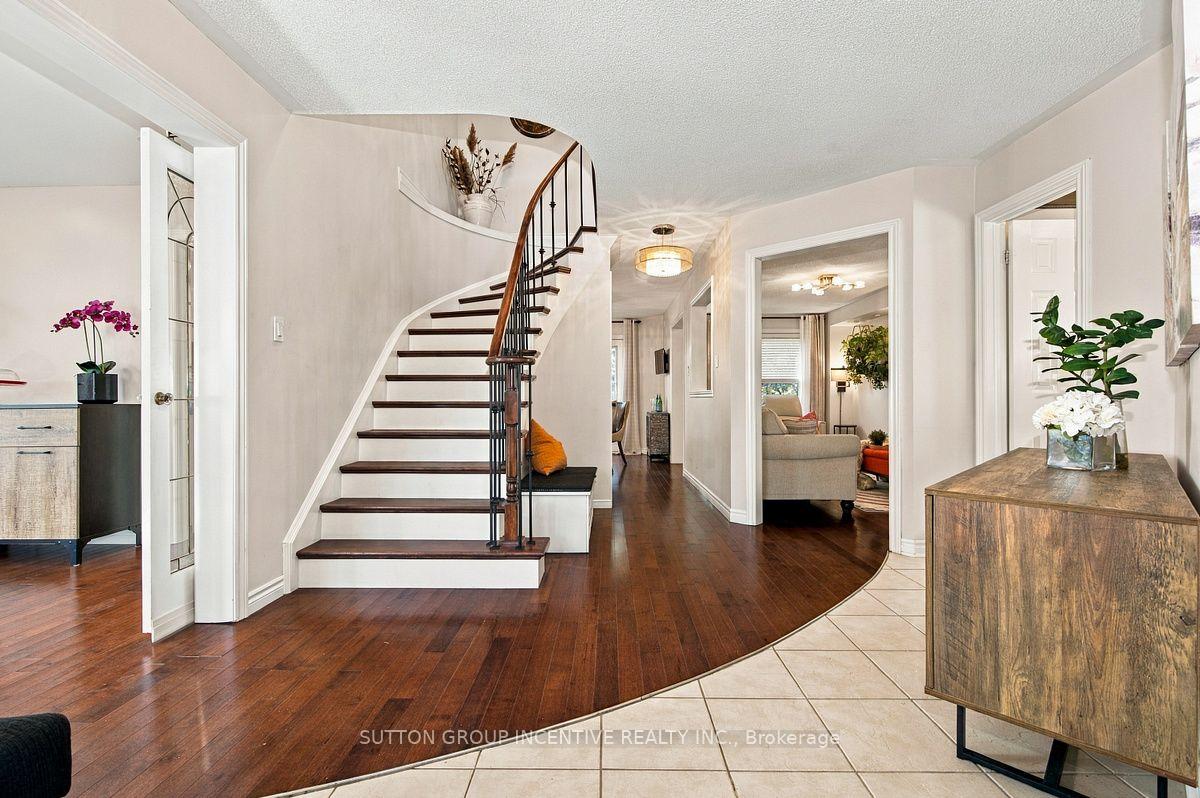 Photo 12 of 46 Bell Street, Barrie, Ardagh — HOMEH