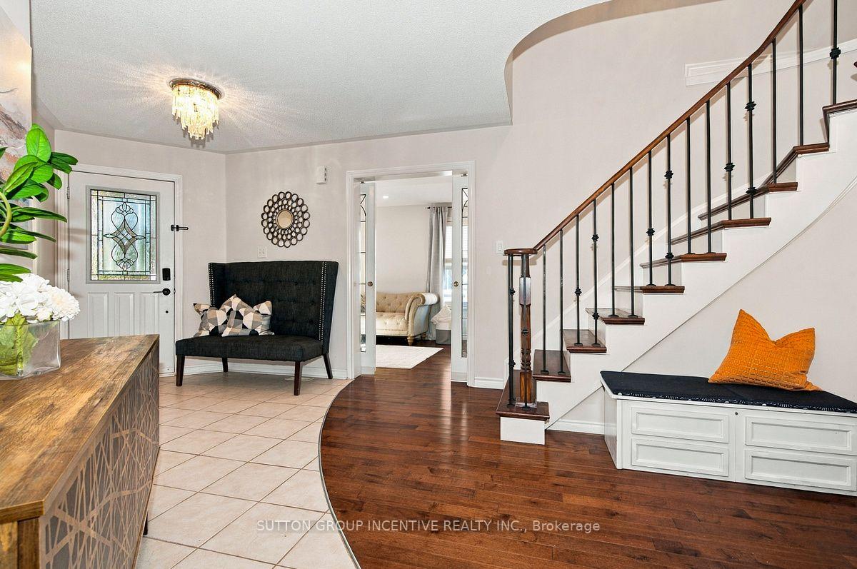 Photo 14 of 46 Bell Street, Barrie, Ardagh — HOMEH