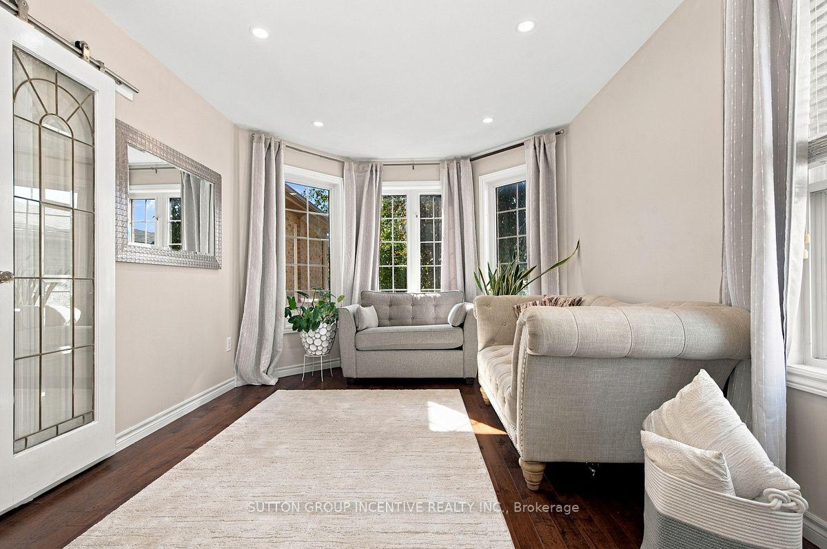 Photo 15 of 46 Bell Street, Barrie, Ardagh — HOMEH