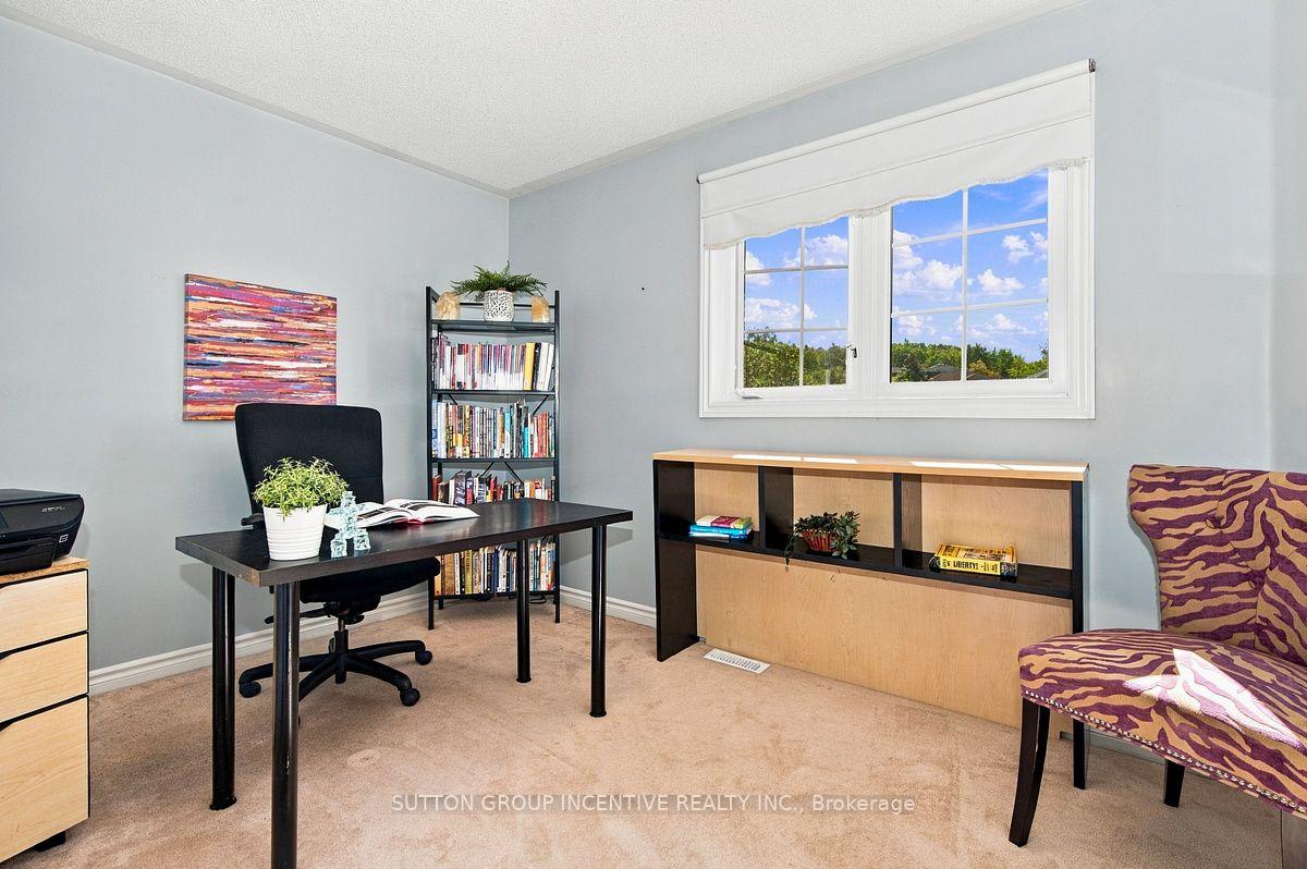Photo 37 of 46 Bell Street, Barrie, Ardagh — HOMEH