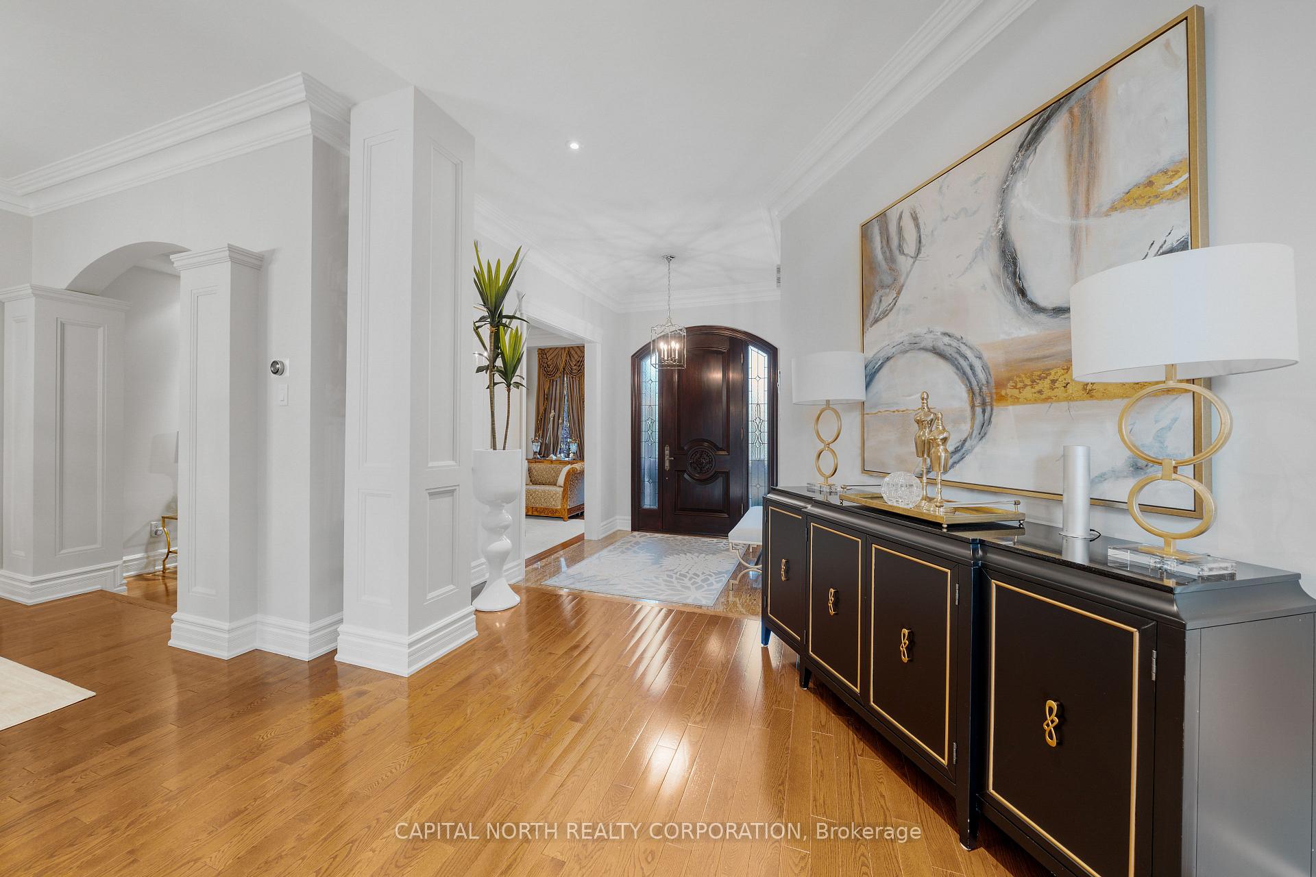 Photo 6 of 166 Weaver Court, Vaughan, Kleinburg — HOMEH